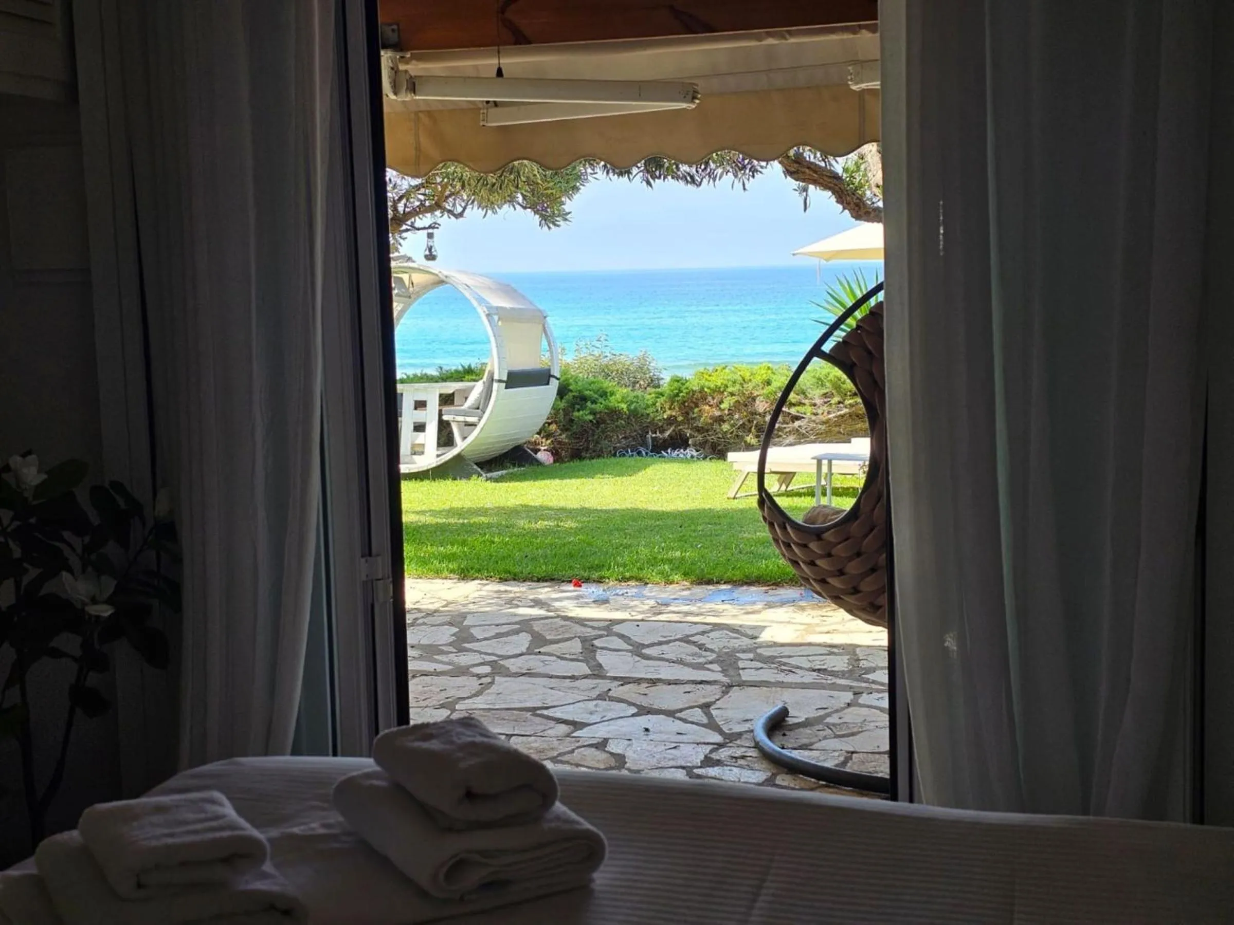 Bed in Beachfront House 13 ,Glyfada