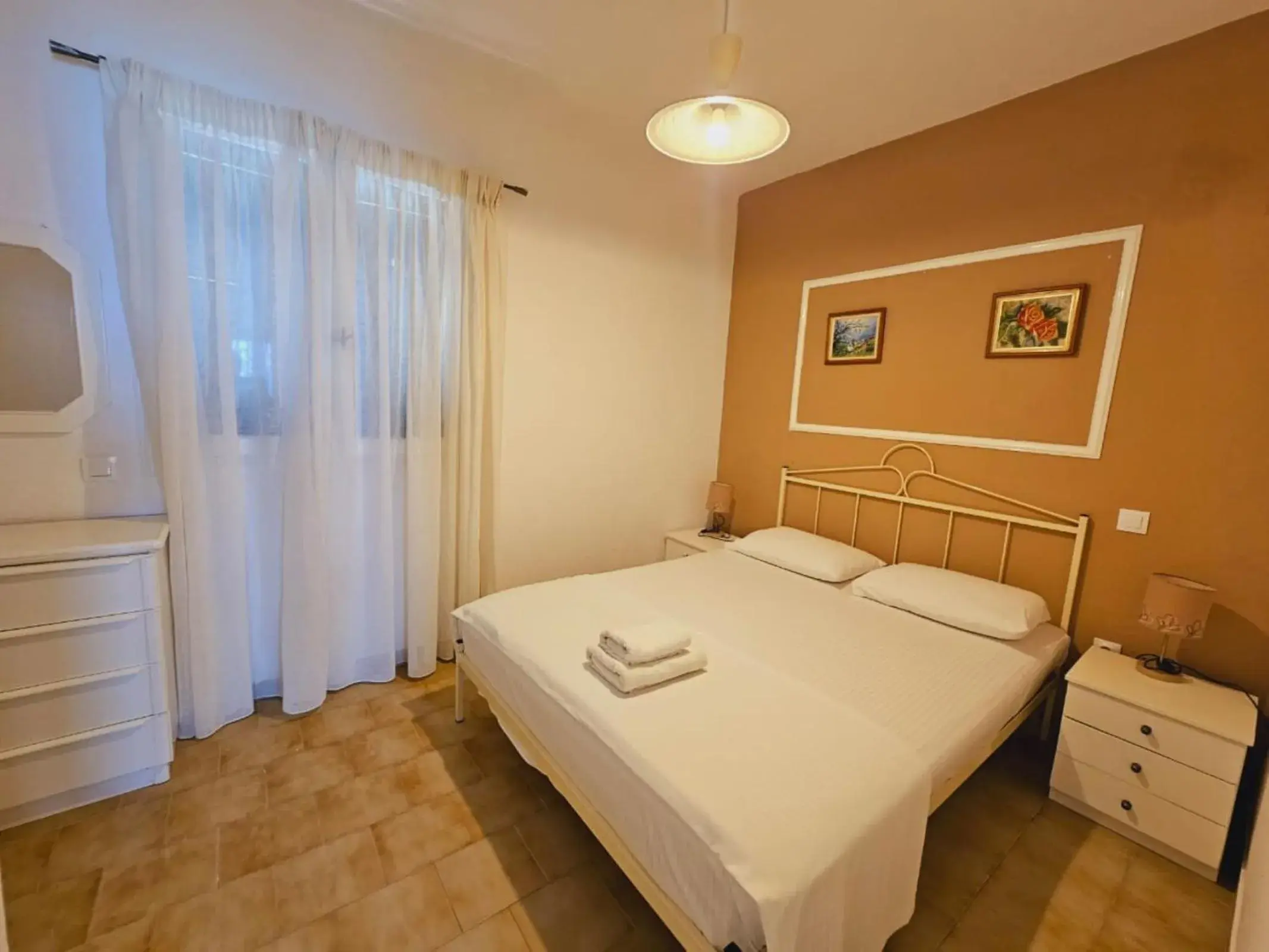 Bed in Corfu Glyfada Menigos Resort 67 Bed in Corfu Glyfada Menigos Resort 67