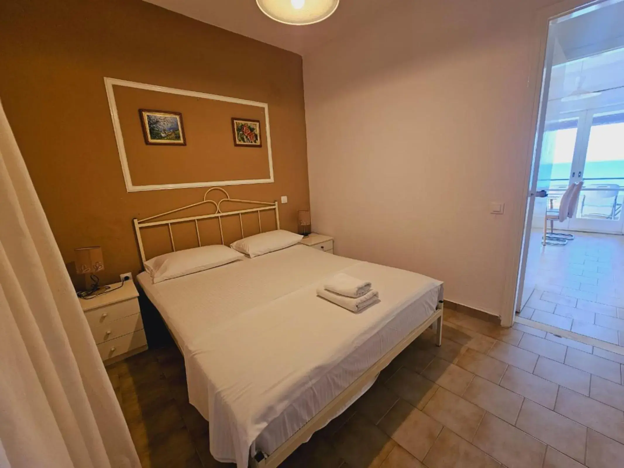 Bed in Corfu Glyfada Menigos Resort 67 Bed in Corfu Glyfada Menigos Resort 67