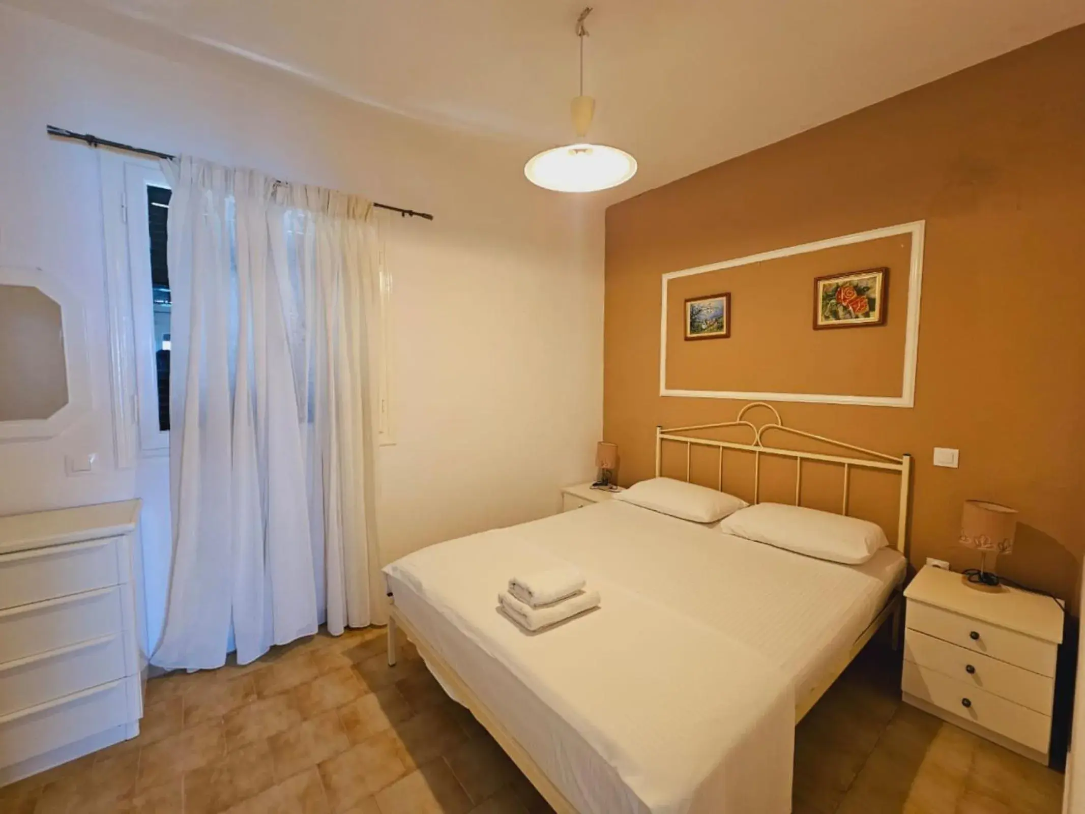 Bed in Corfu Glyfada Menigos Resort 67 Bed in Corfu Glyfada Menigos Resort 67