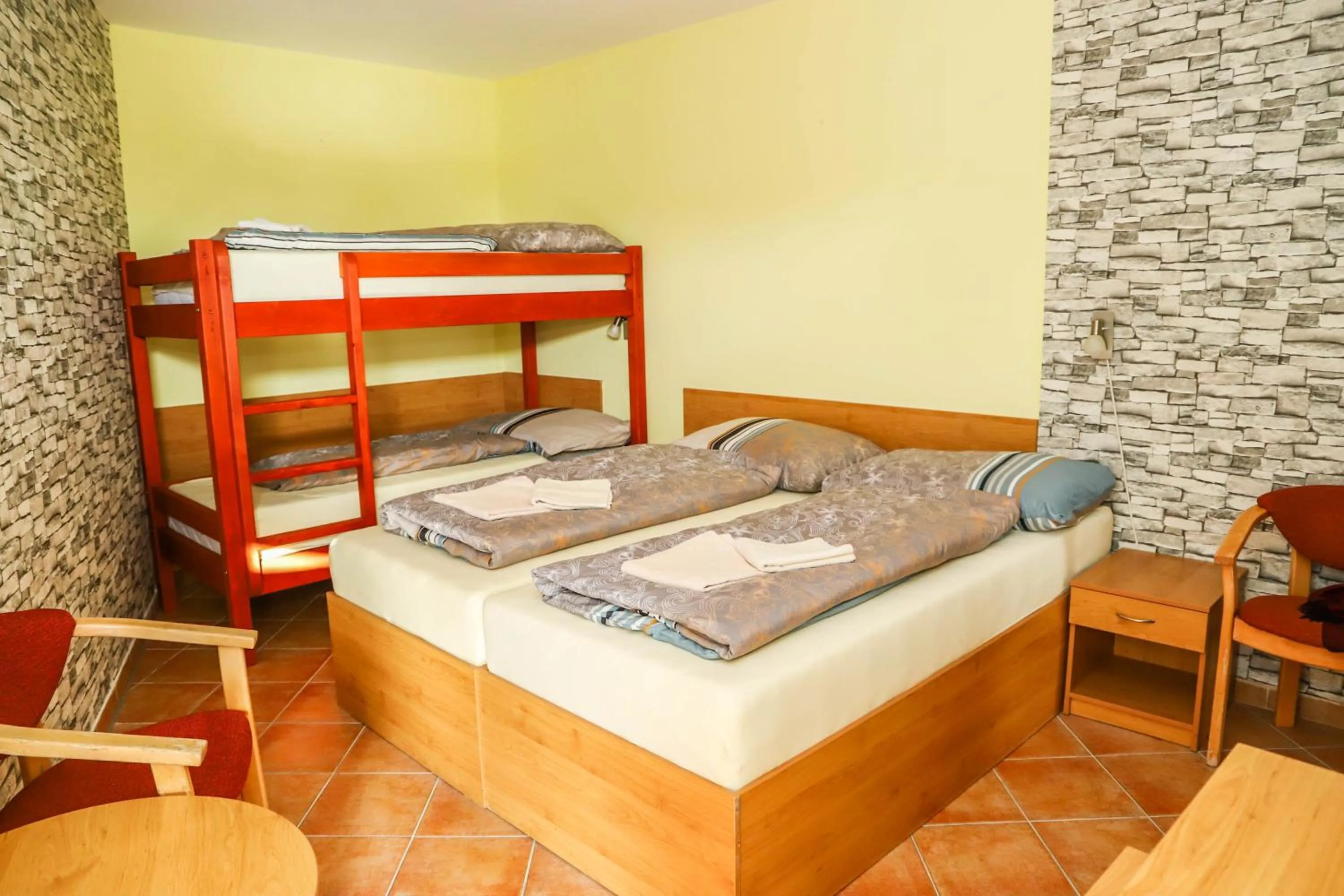 Bedroom, Bed in Hotel Zátoka