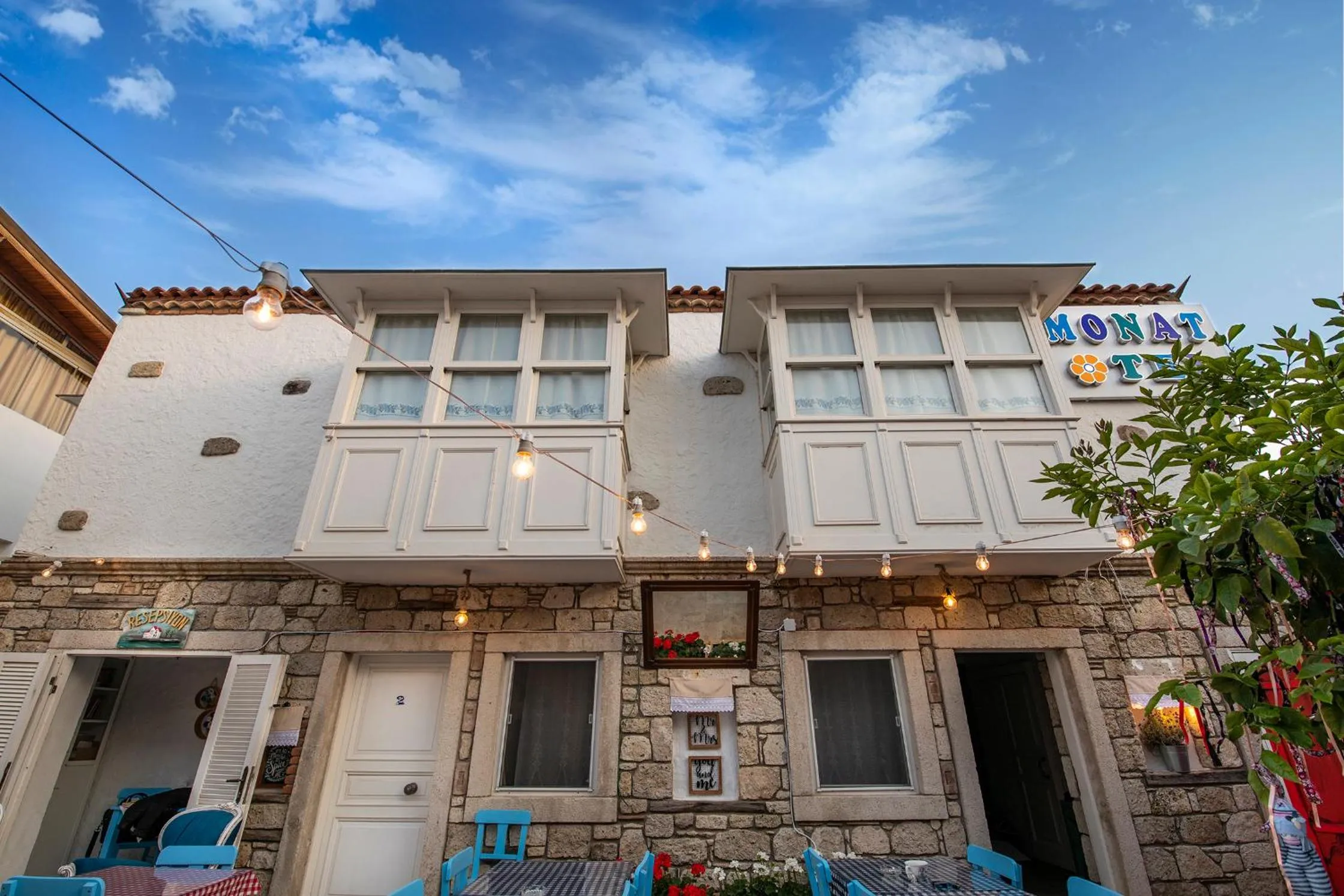 Monat Otel Alaçatı