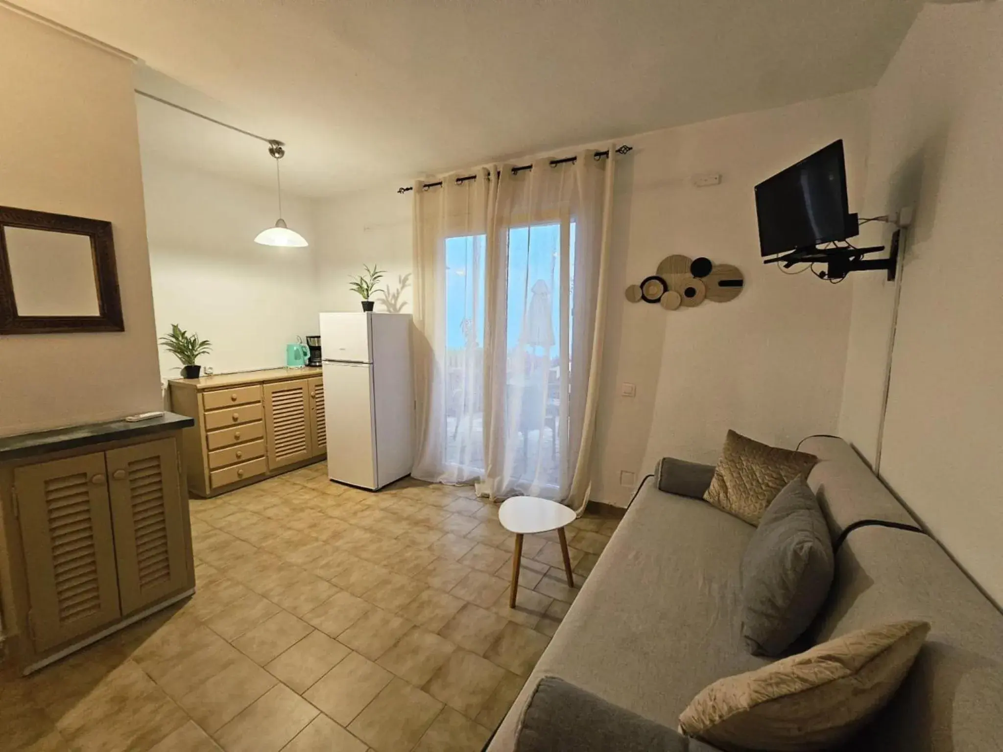 Living room in Corfu Glyfada Menigos Resort 24 Living room in Corfu Glyfada Menigos Resort 24