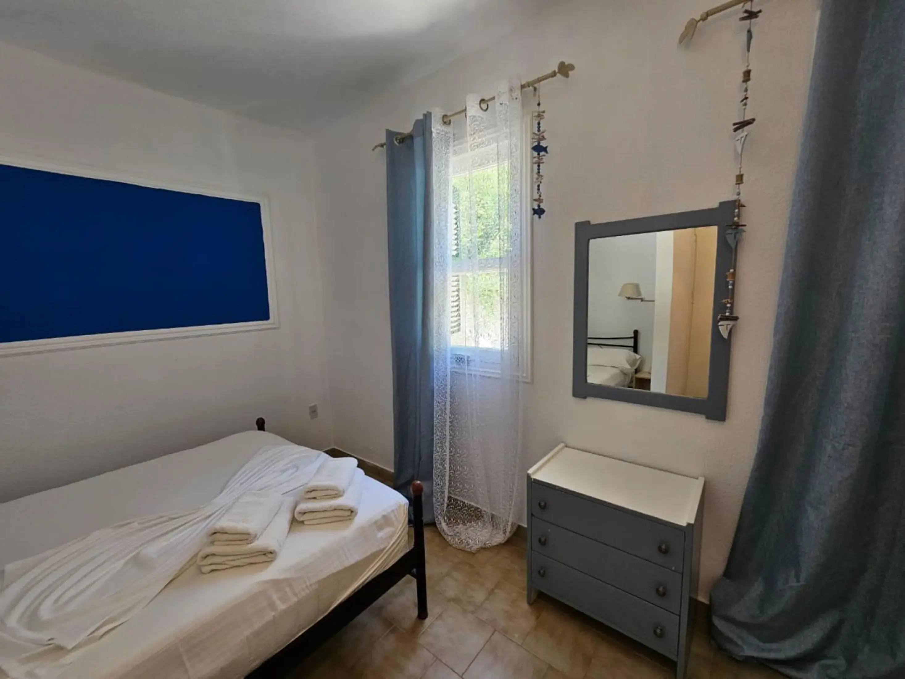 Bed in Corfu Glyfada Menigos Resort 2-5 Bed in Corfu Glyfada Menigos Resort 2-5