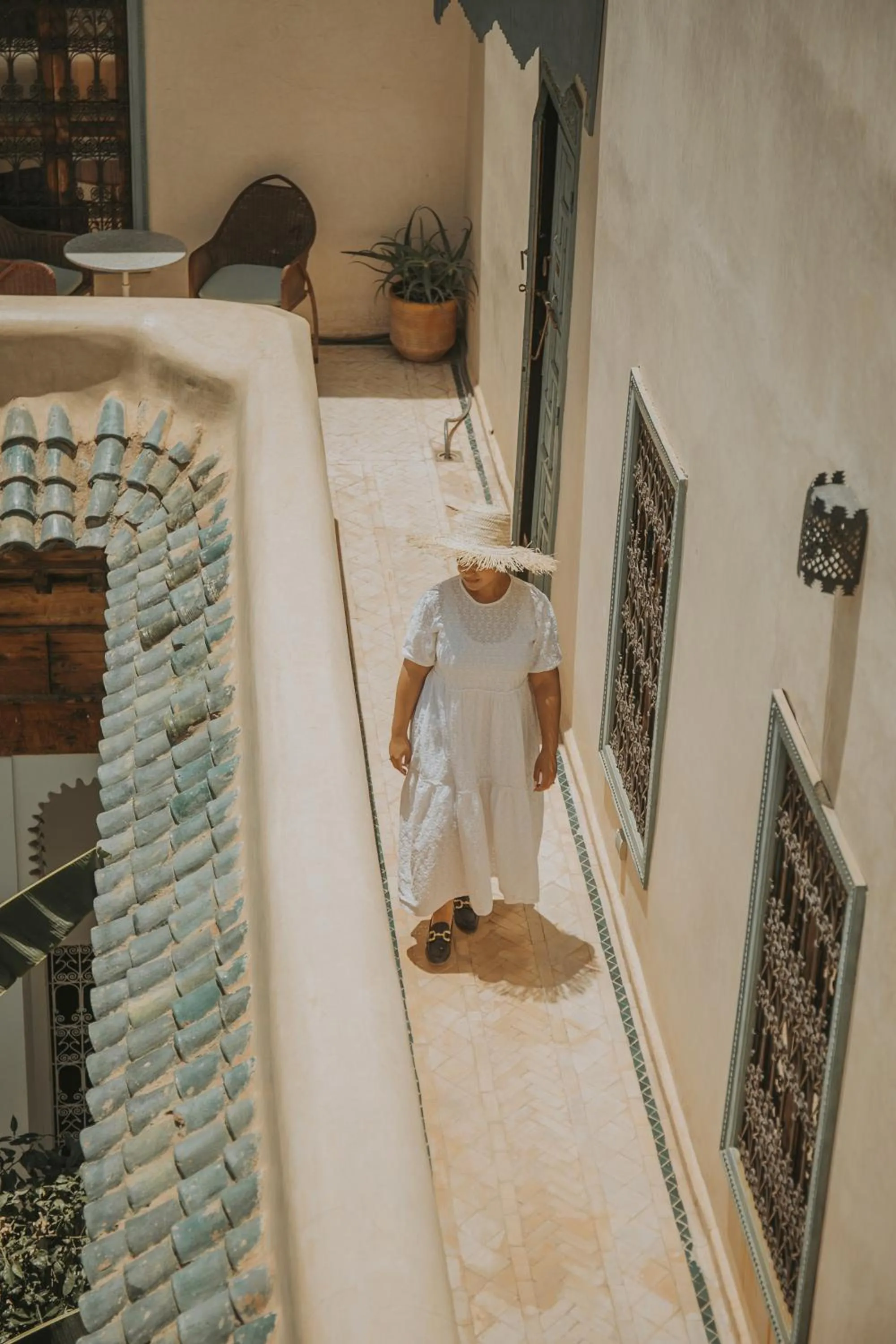 Staff in Palais Chadmi