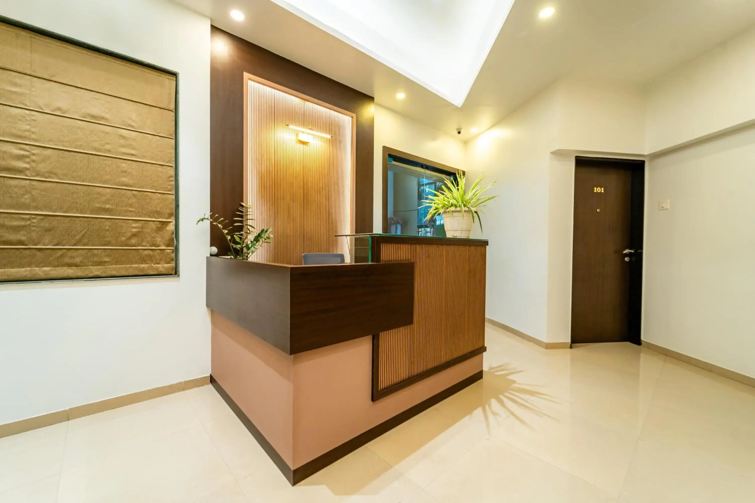 Lobby or reception in Itsy Hotels Sitara Lobby or reception in Itsy Hotels Sitara