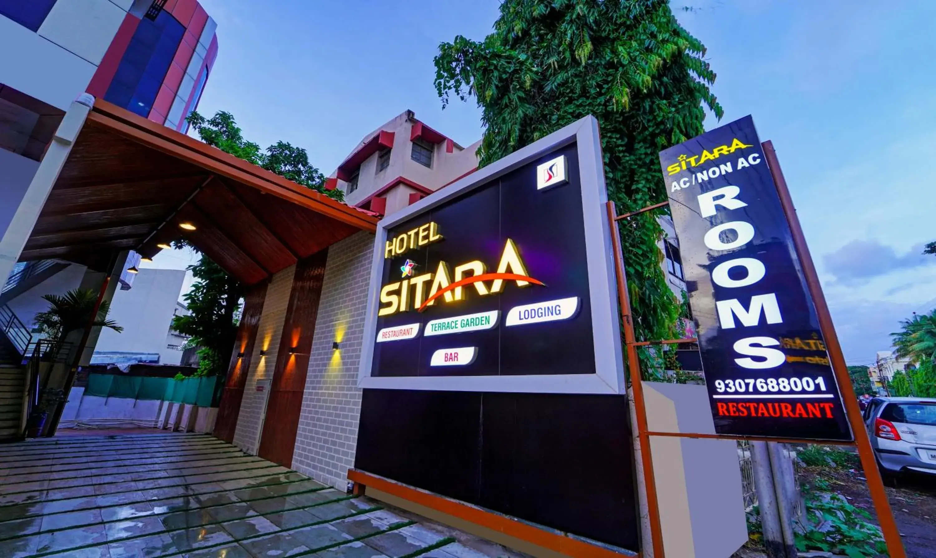 Property building in Itsy Hotels Sitara Property building in Itsy Hotels Sitara
