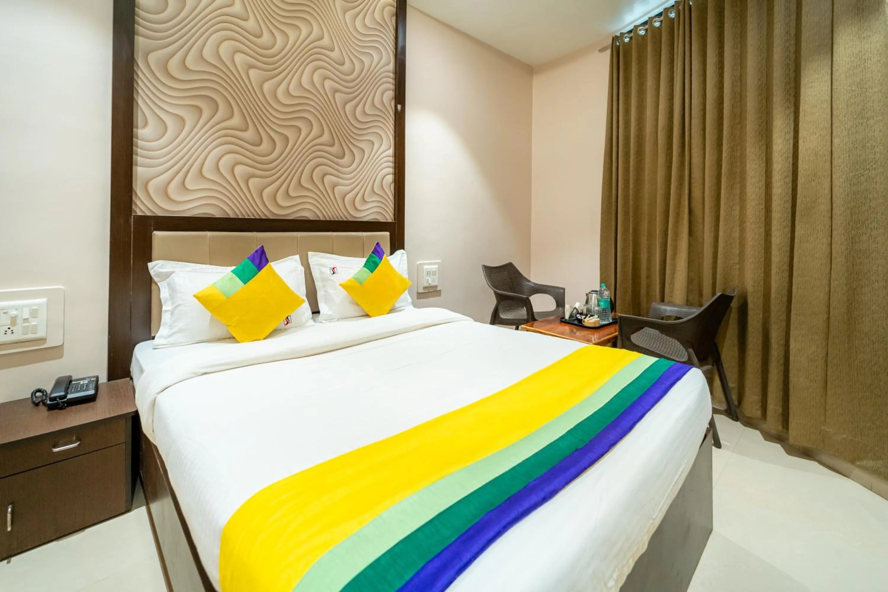 Bedroom, Bed in Itsy Hotels Sitara