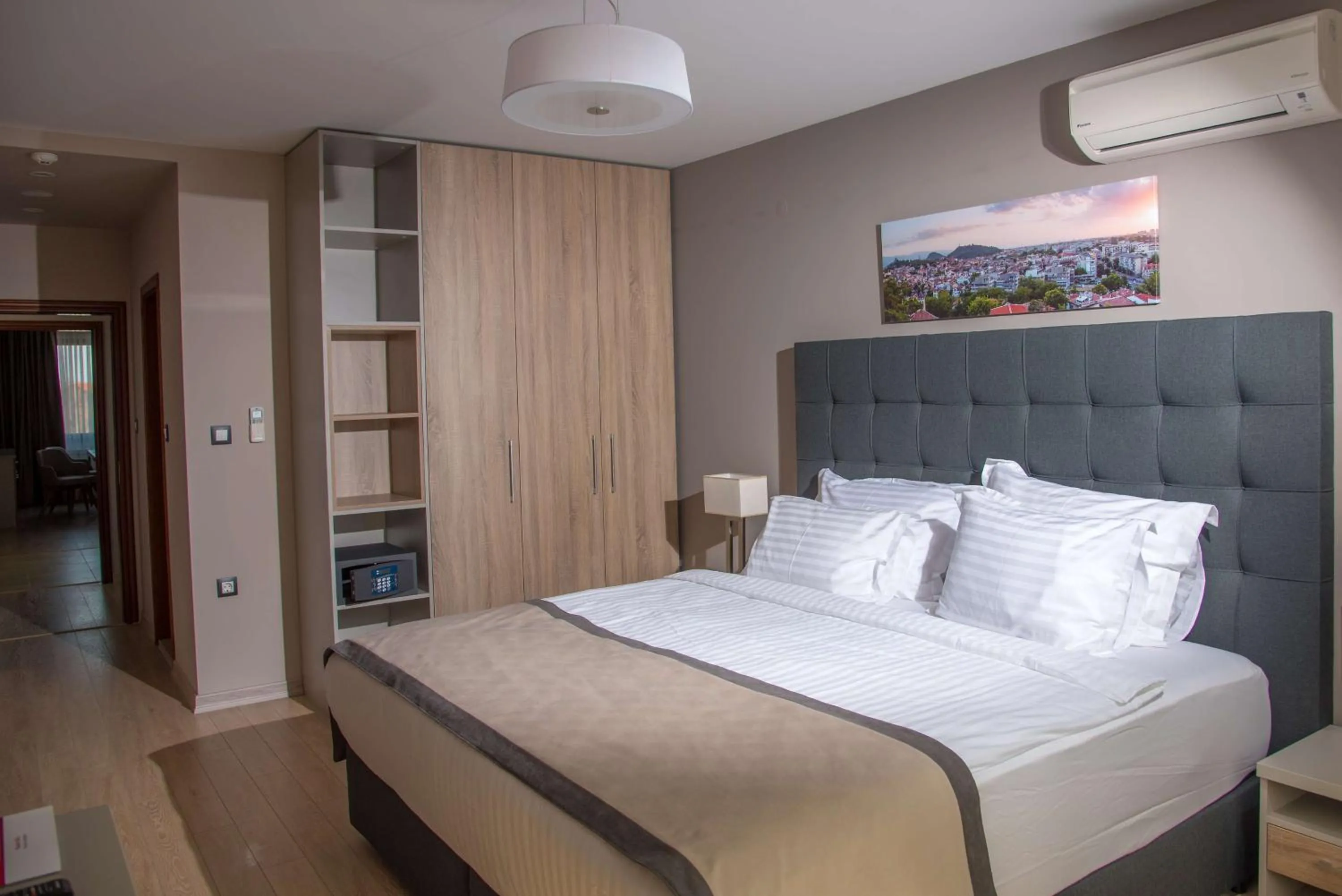 Bed in Best Western Premier Plovdiv Hills