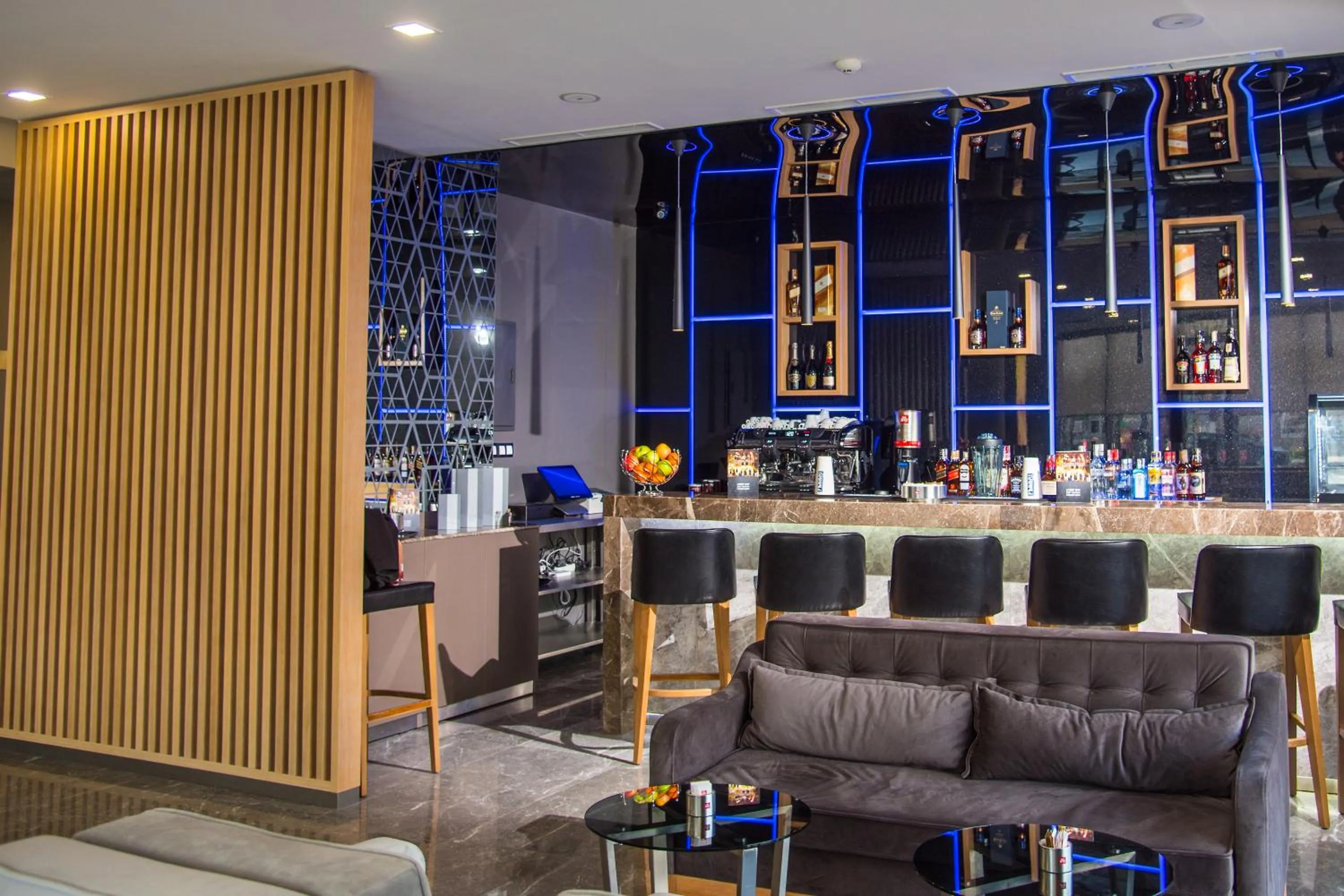 Lounge or bar in Best Western Premier Plovdiv Hills