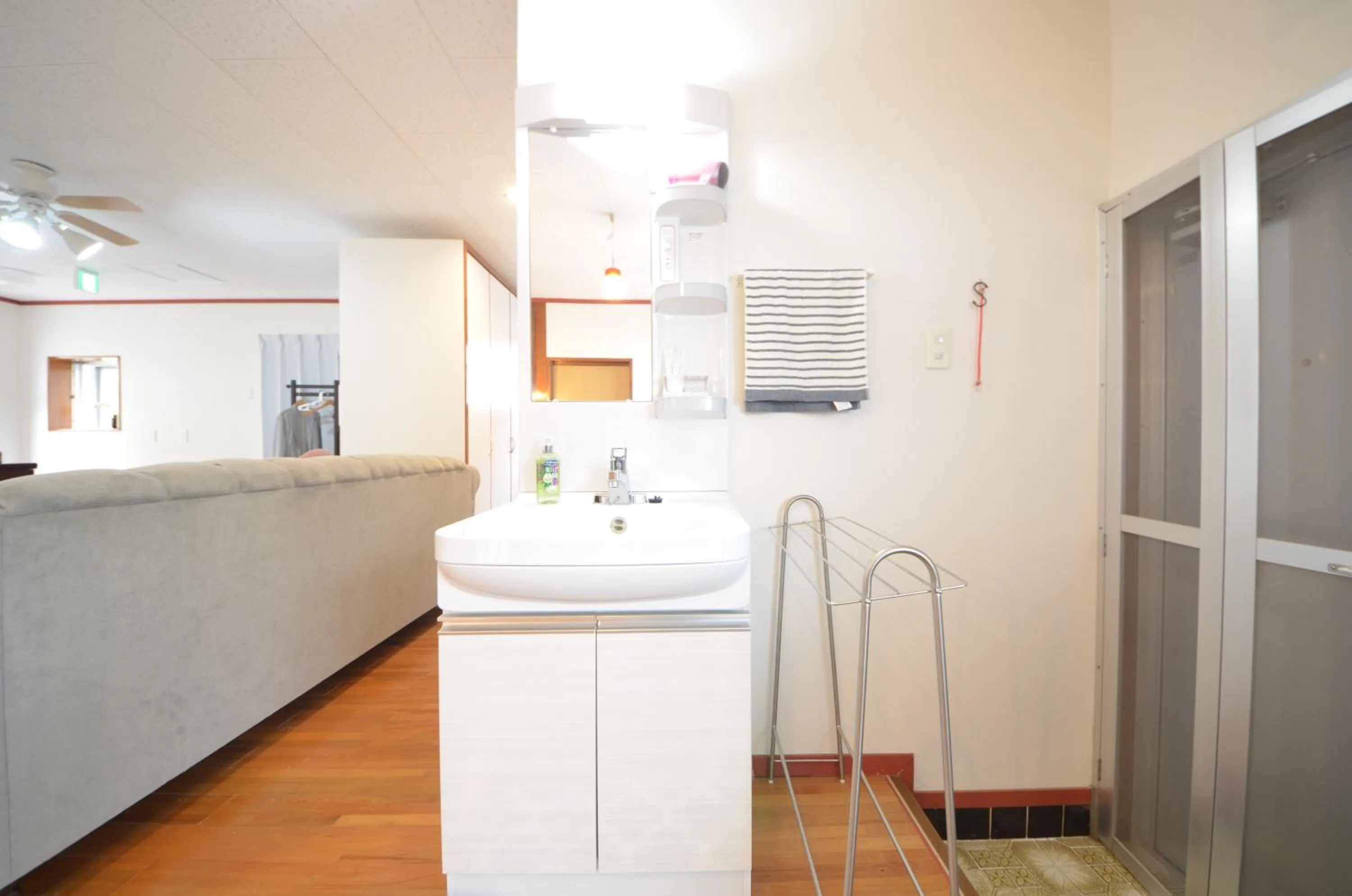 Bathroom in Sobe House in Yomitanson