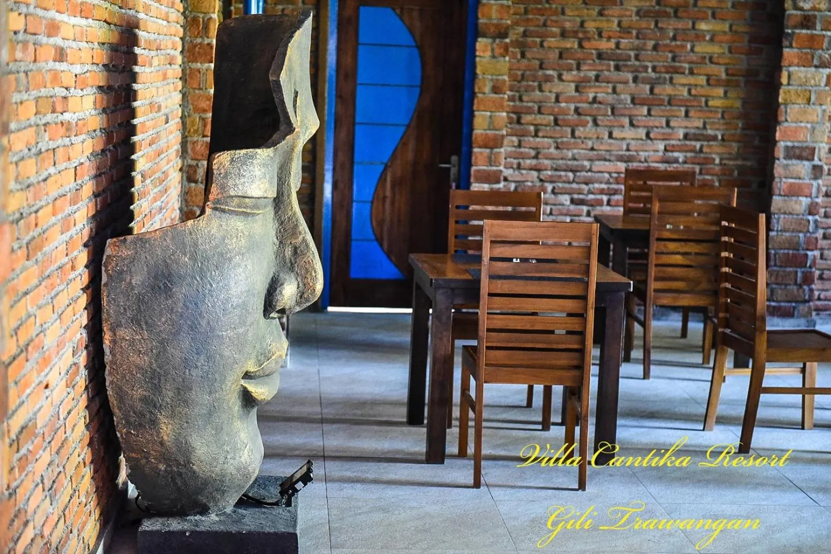 Facade/entrance in Cantika Villa