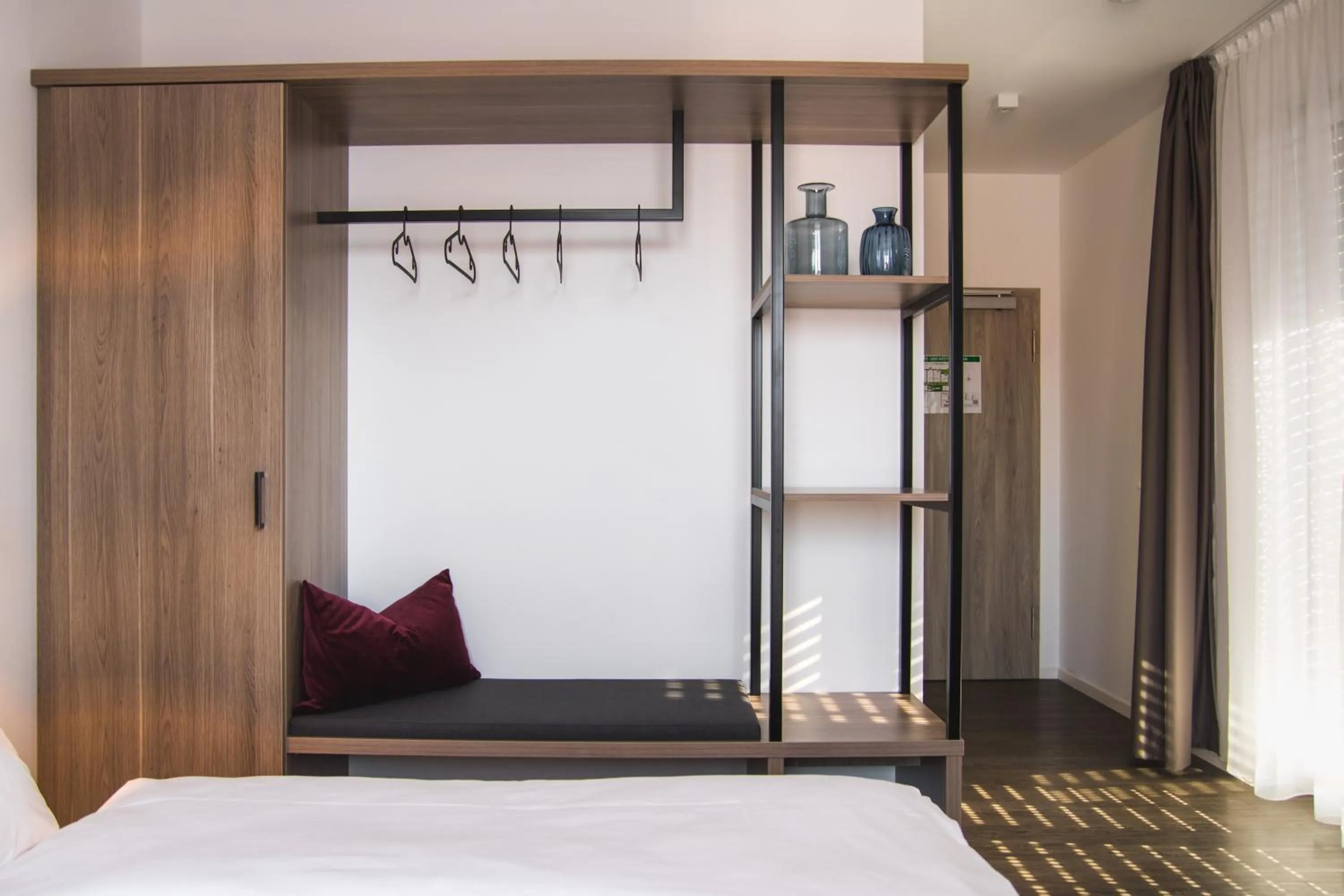 Photo of the whole room, Bed in Hayta Hotel Stuttgart Airport Messe