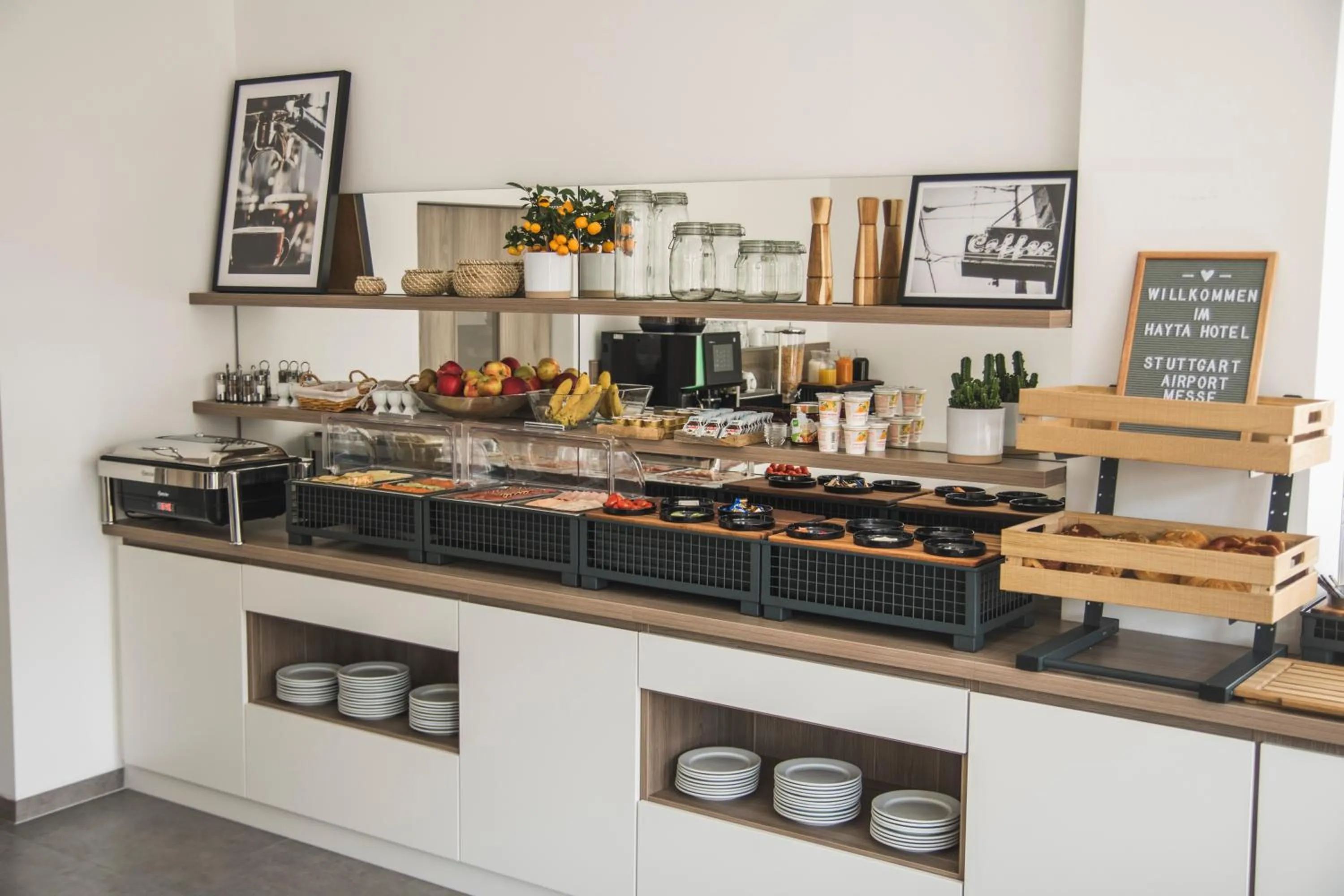 Breakfast in Hayta Hotel Stuttgart Airport Messe