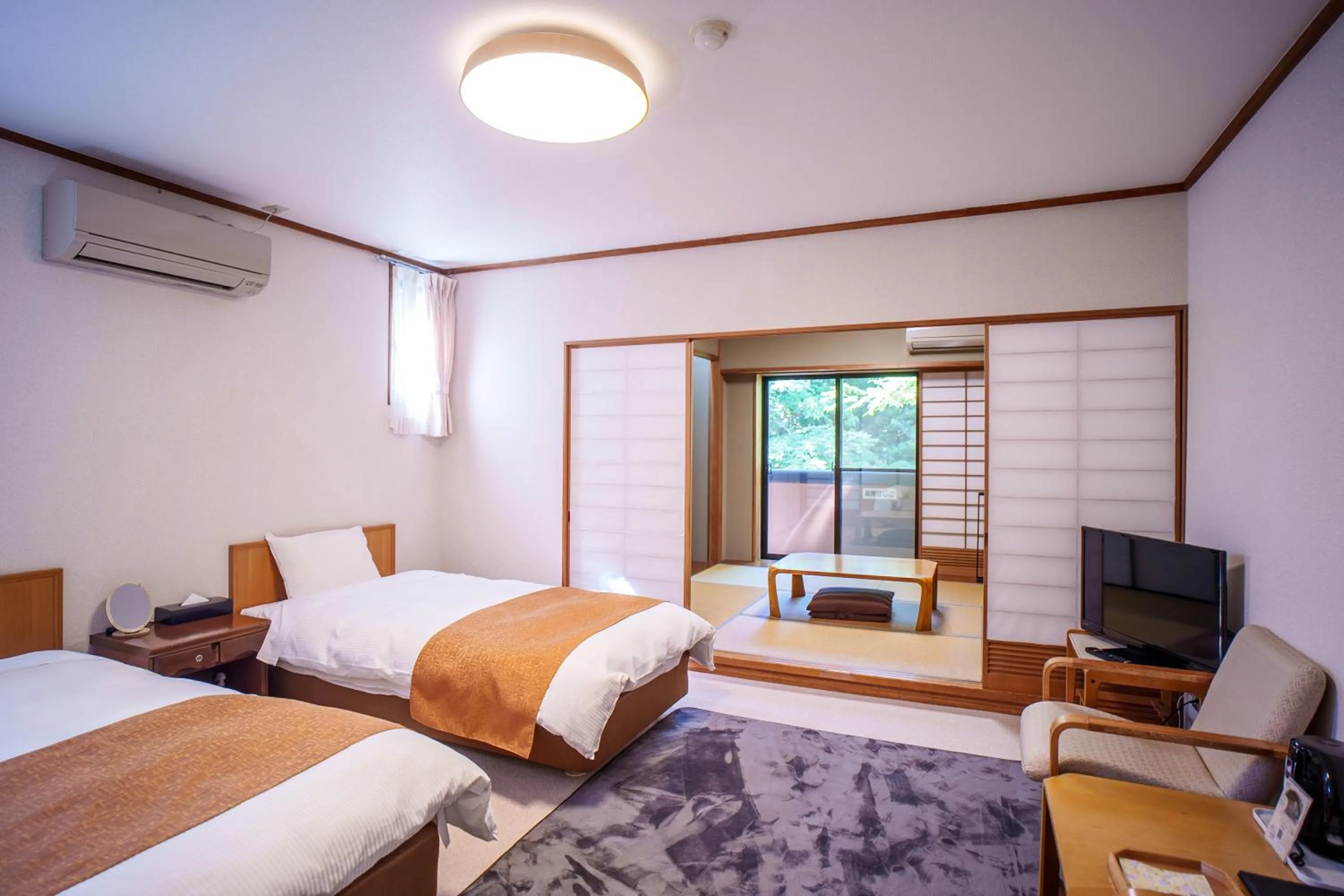 Bed in Kozuka Hisanoha