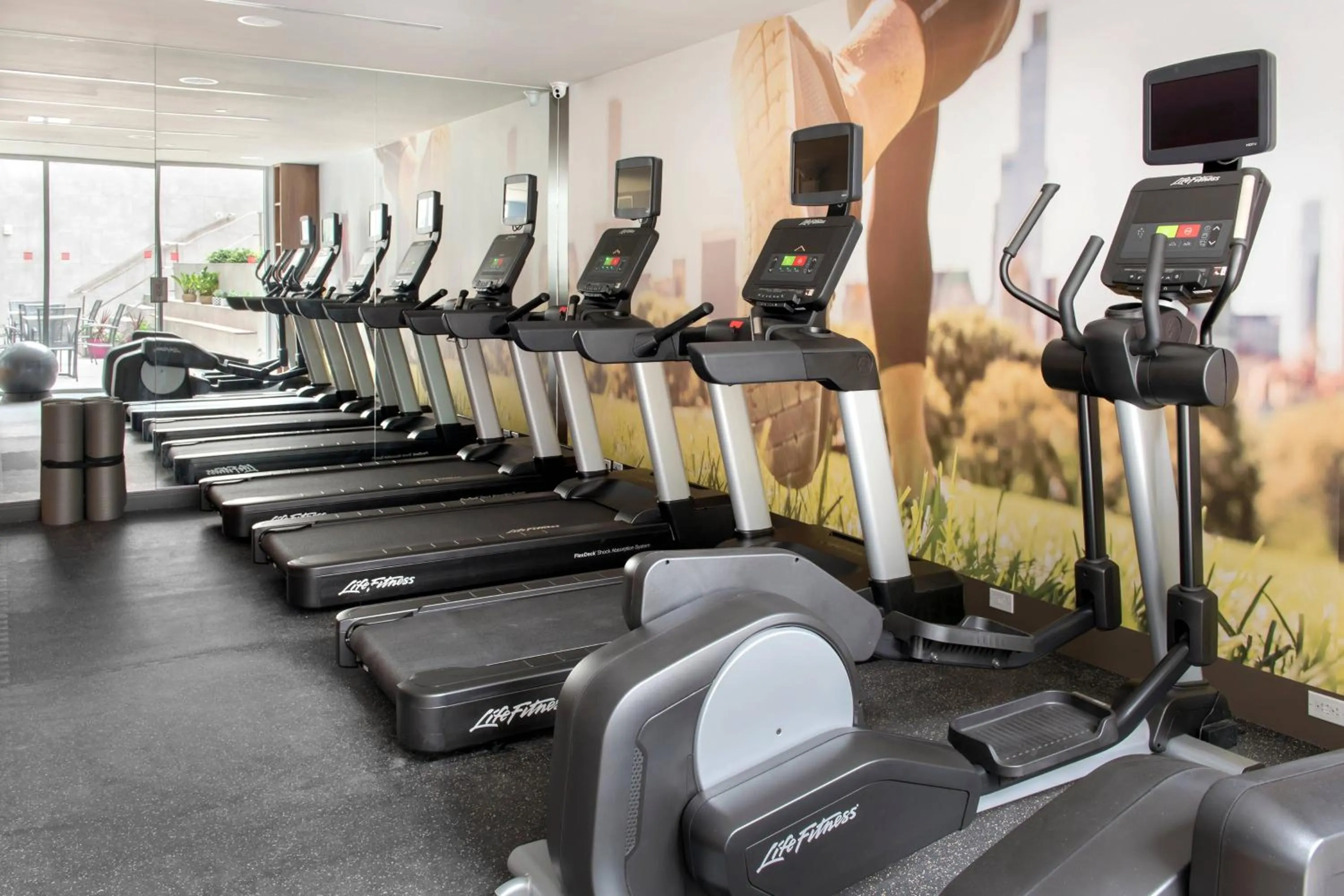 Fitness centre/facilities in TownePlace Suites by Marriott New York Long Island City