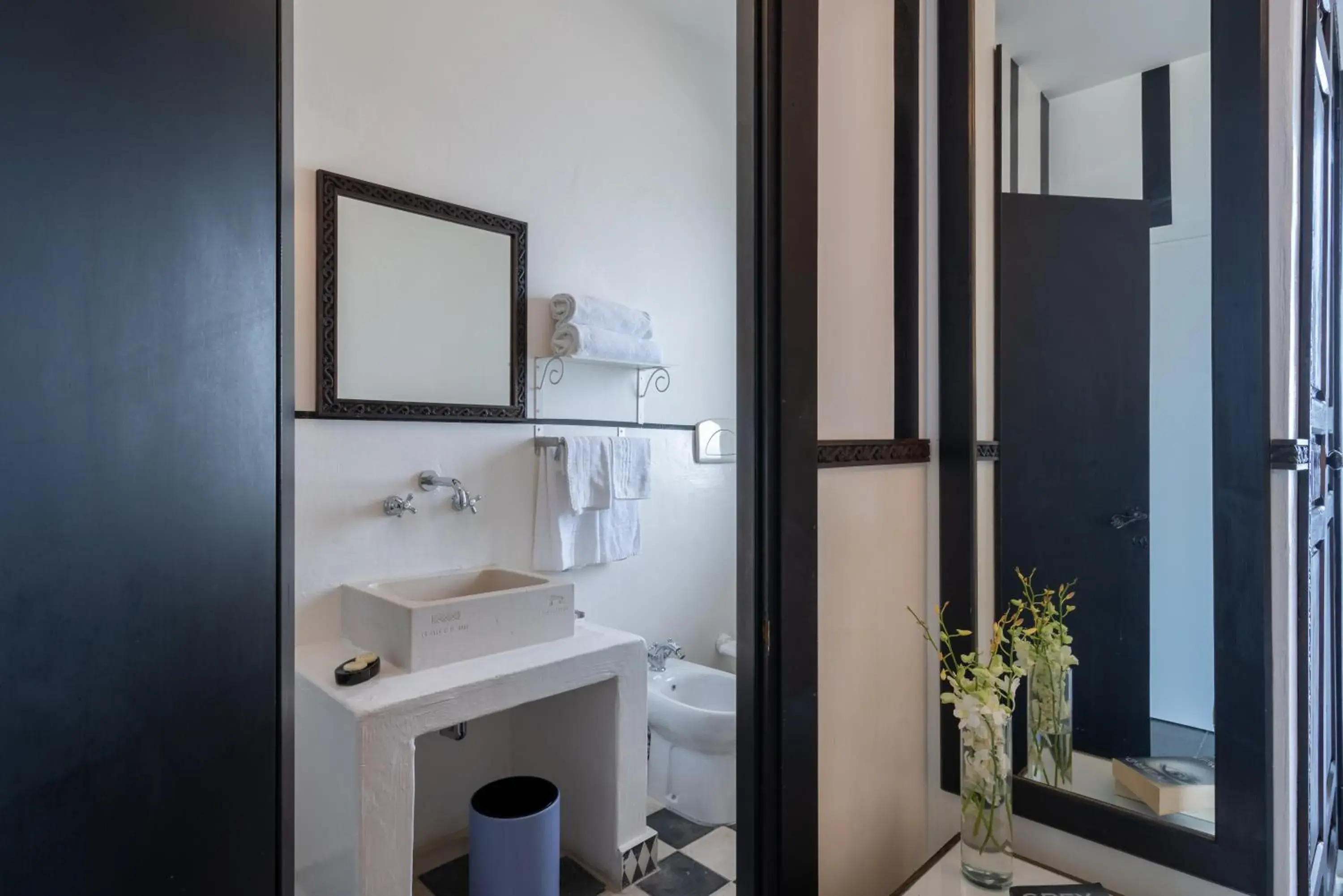 Bathroom in La Casa E Il Mare, Private Bay Hotel Bathroom in La Casa E Il Mare, Private Bay Hotel