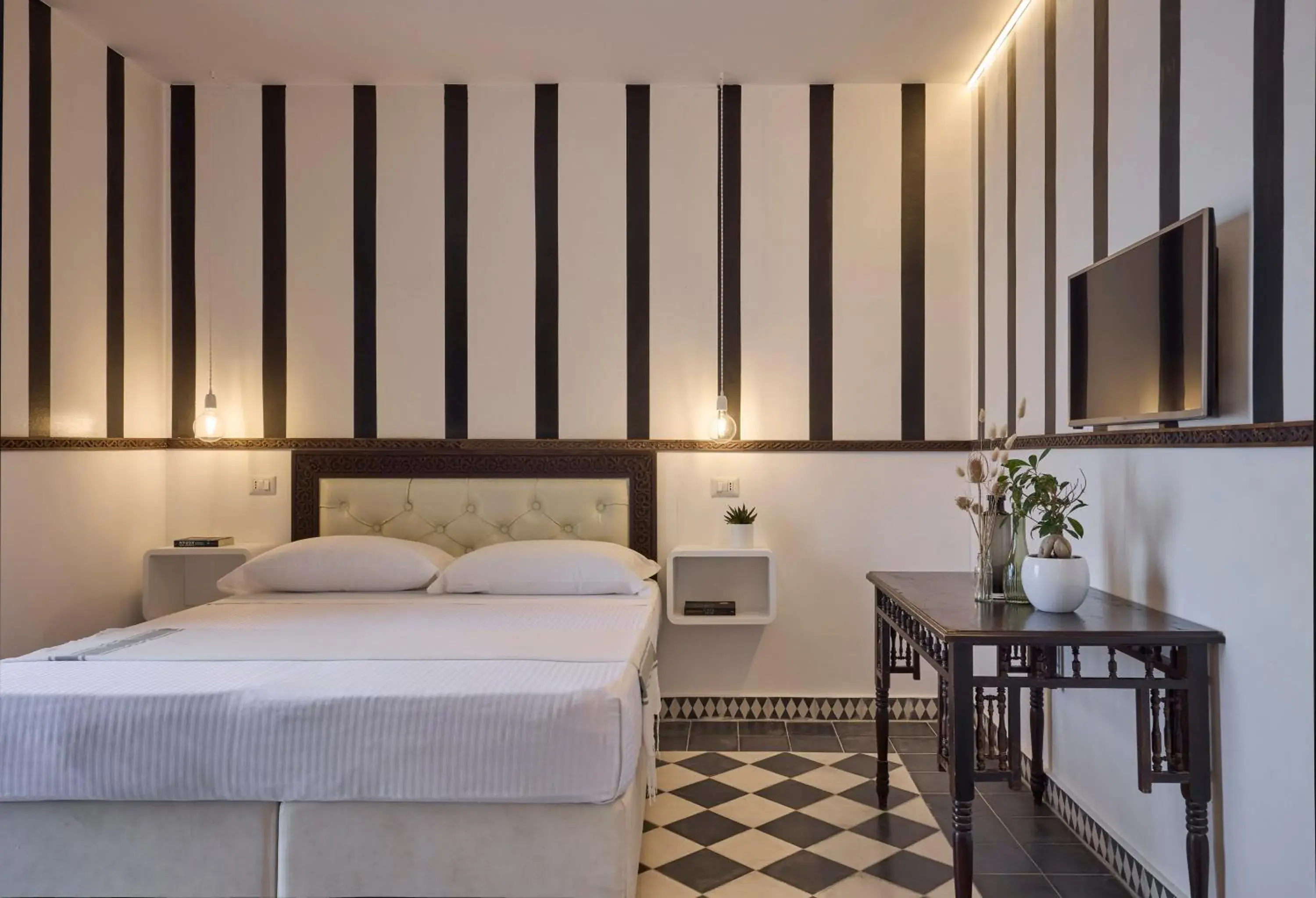 Photo of the whole room, Bed in La Casa E Il Mare, Private Bay Hotel Photo of the whole room, Bed in La Casa E Il Mare, Private Bay Hotel