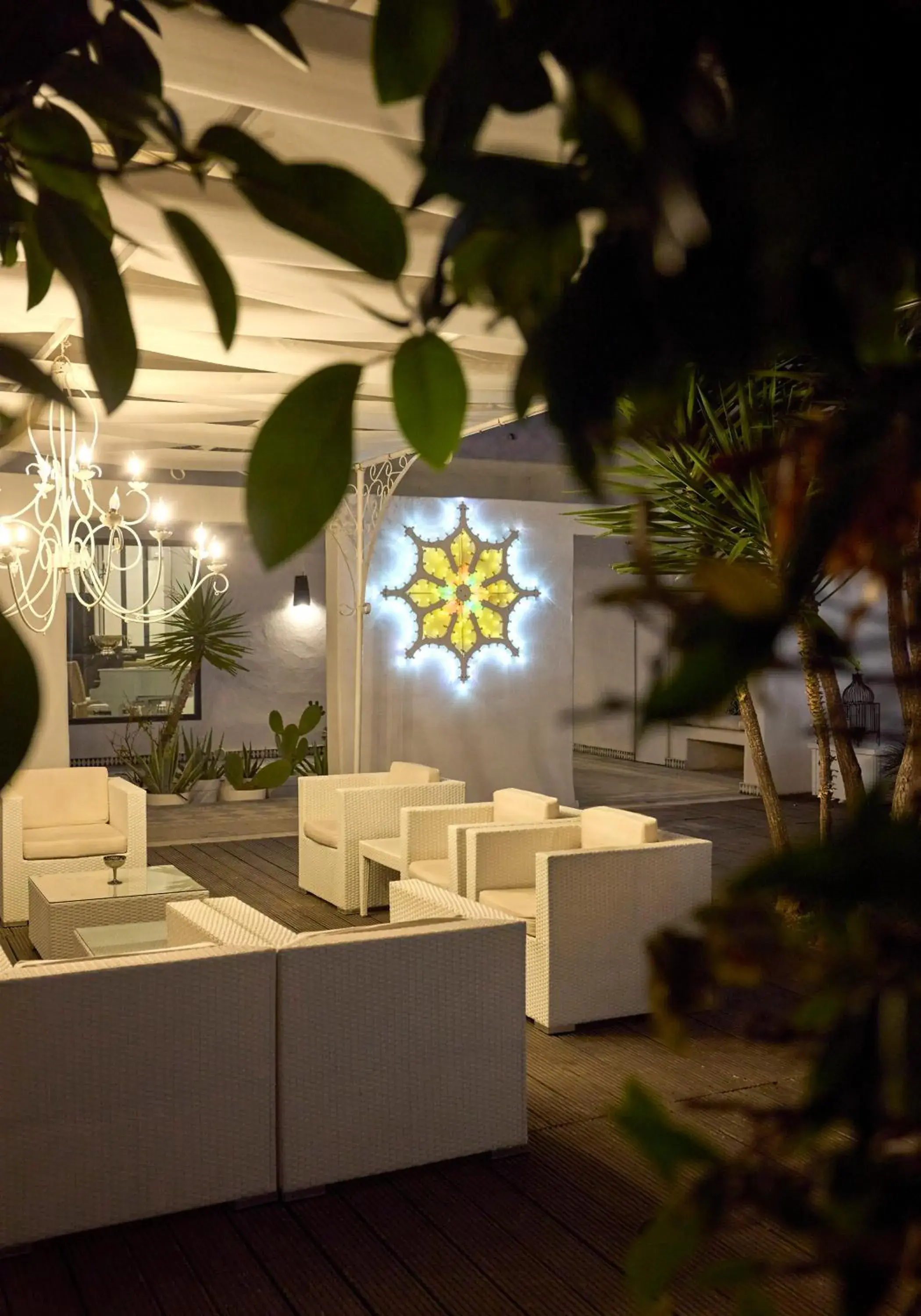 Lounge or bar in La Casa E Il Mare, Private Bay Hotel Lounge or bar in La Casa E Il Mare, Private Bay Hotel