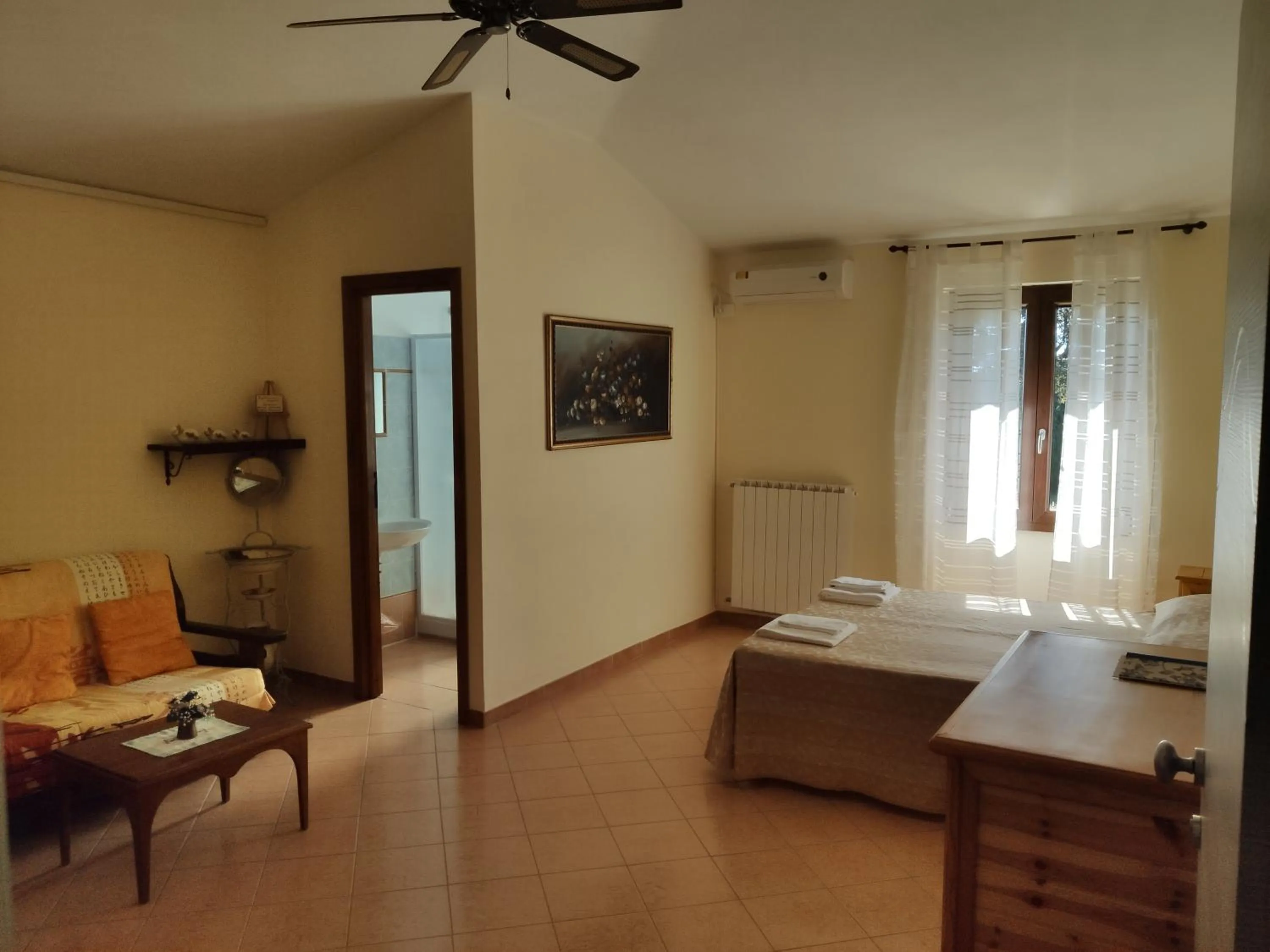 Photo of the whole room, Bed in Agriturismo Zugarelli