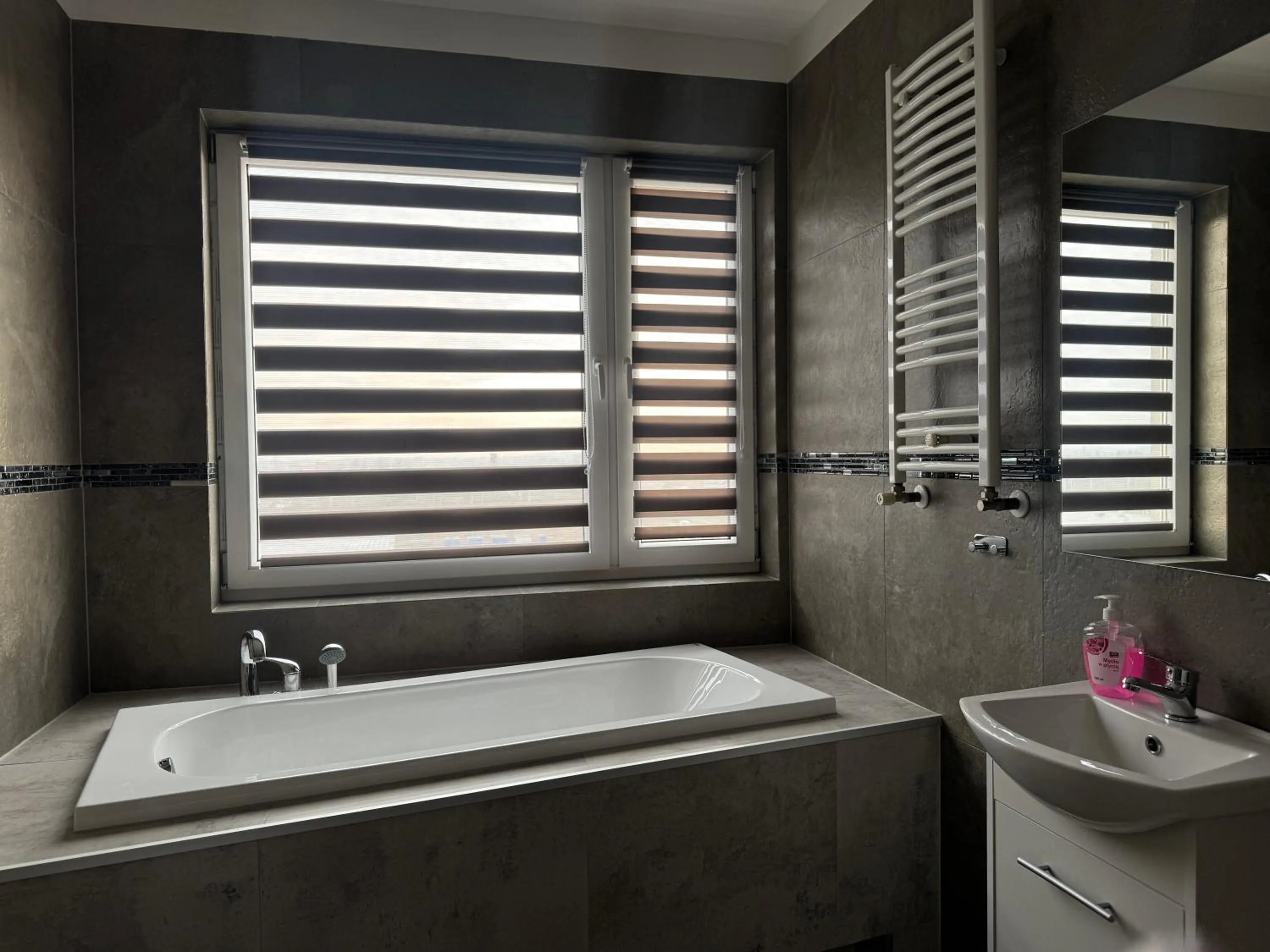 Bath in VESTA Apartamenty P23