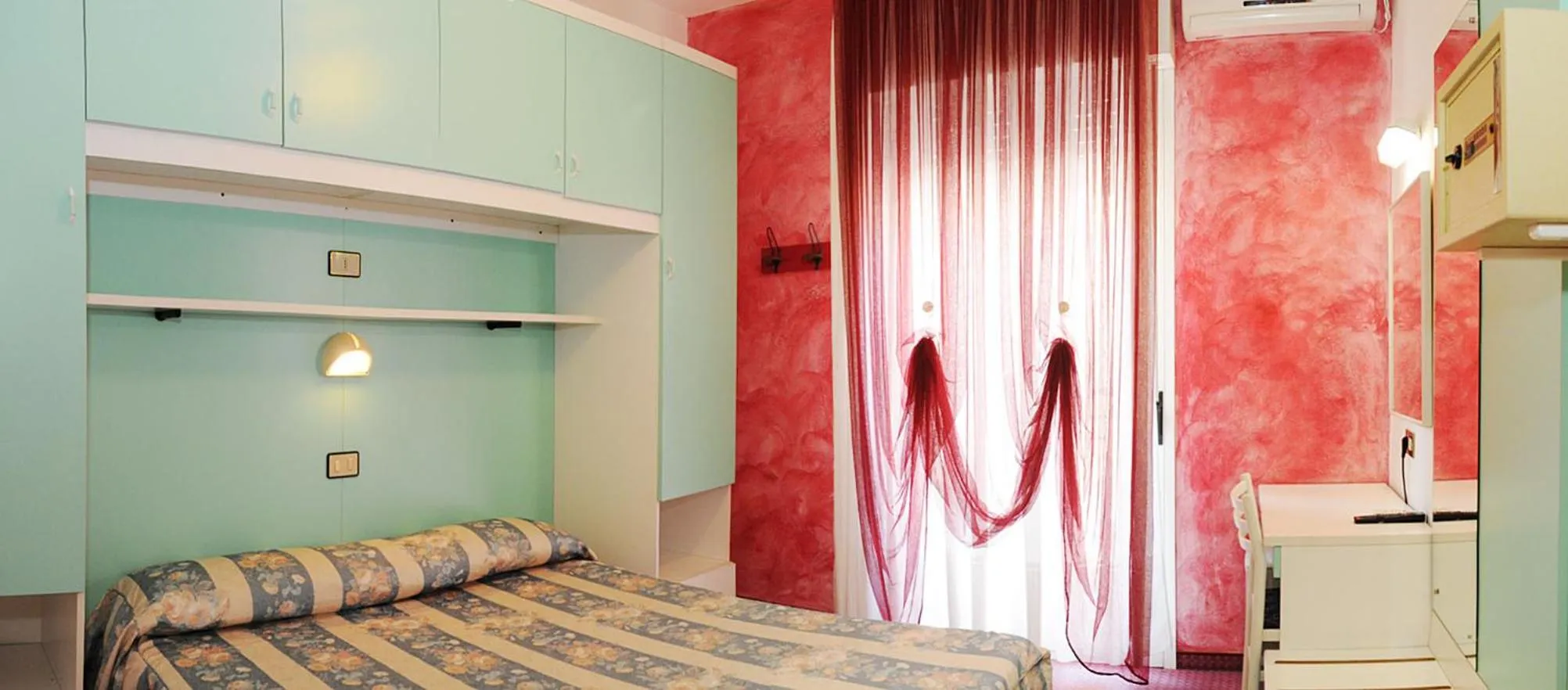 Photo of the whole room in Hotel Fortuna