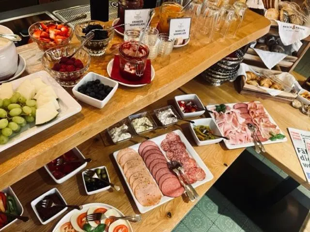 Breakfast in Hotel Stiegler Bed & Breakfast