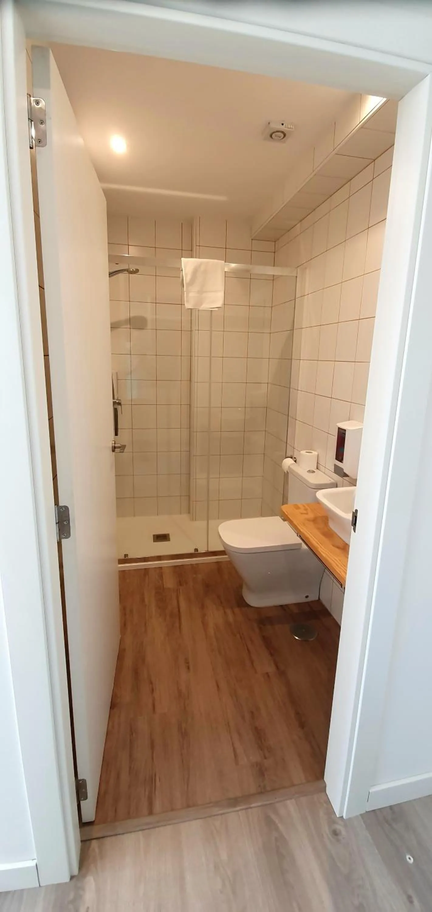 Shower in Apartamentos Costa da Morte Muxia