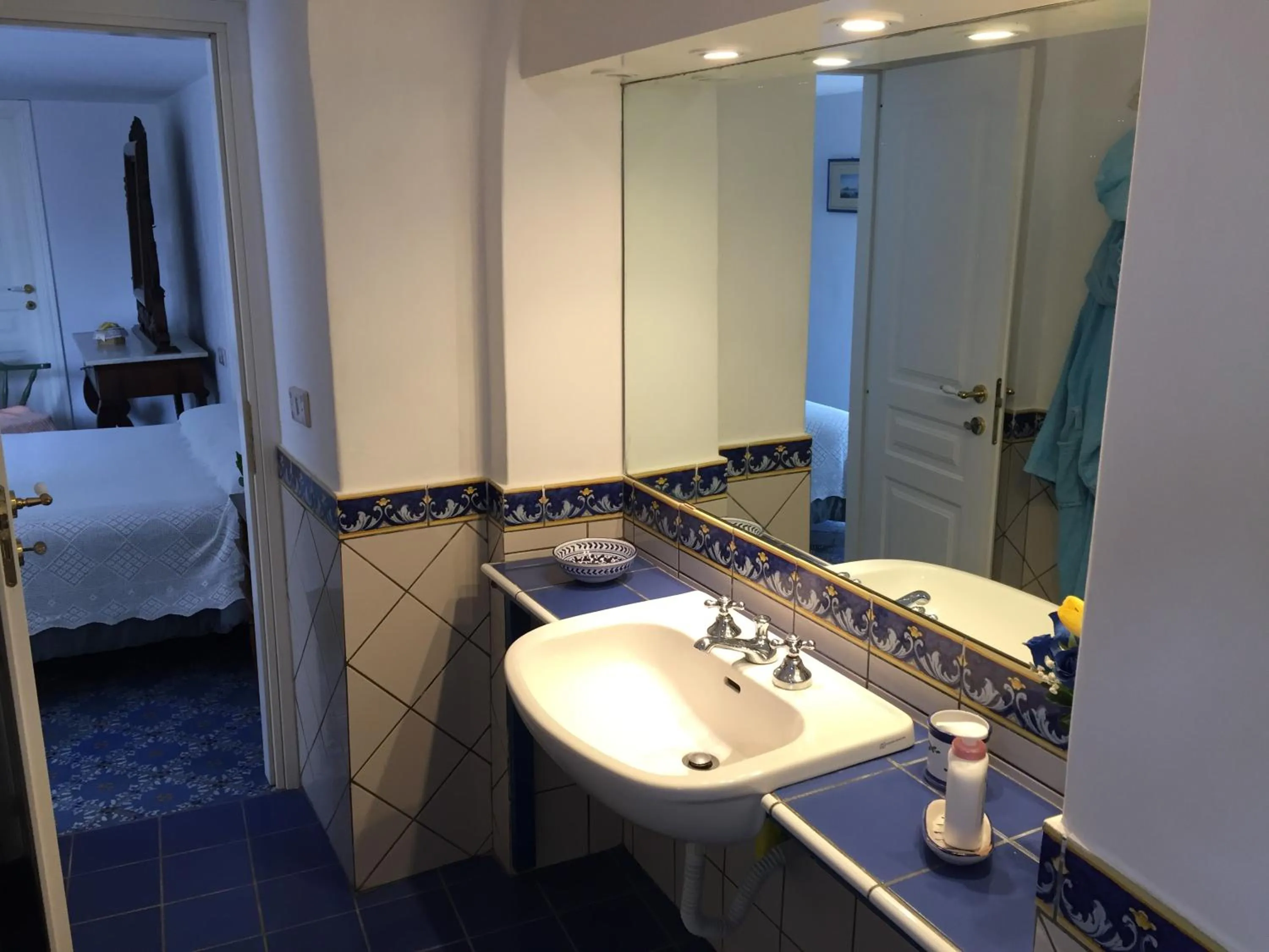 Bathroom in Casa Adriana