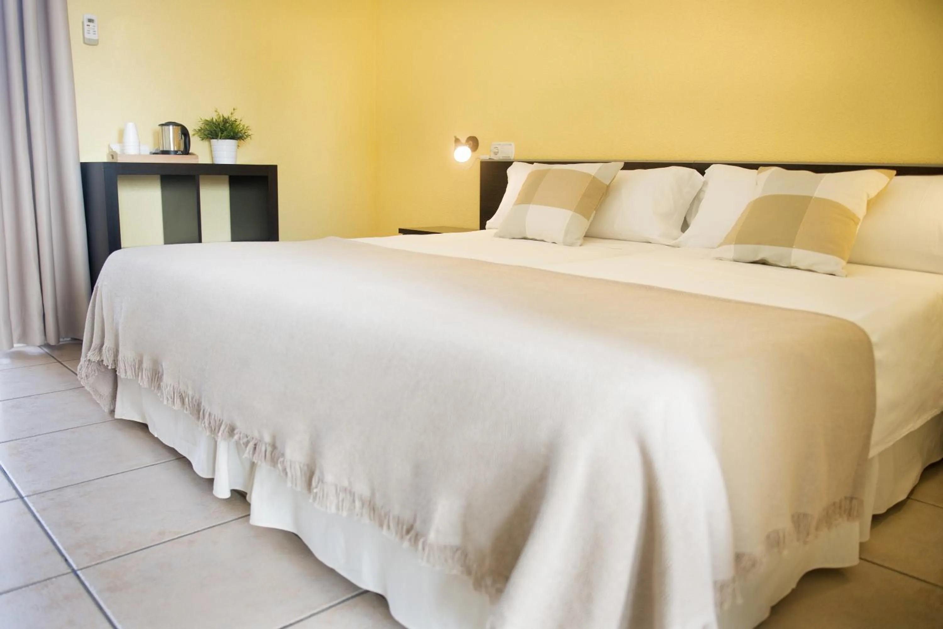 Bedroom, Bed in Hotel Costa Blanca Rojales