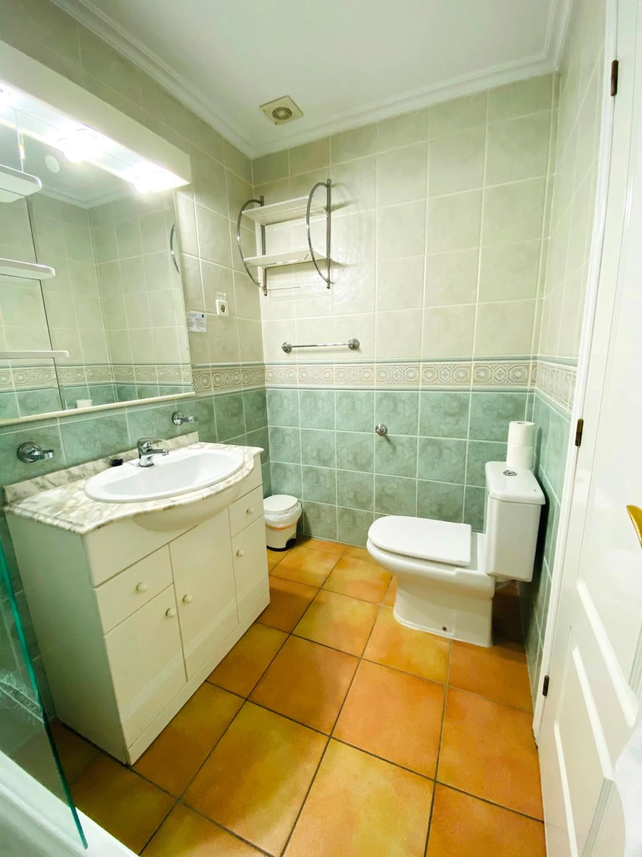 Shower in Hotel Costa Blanca Rojales