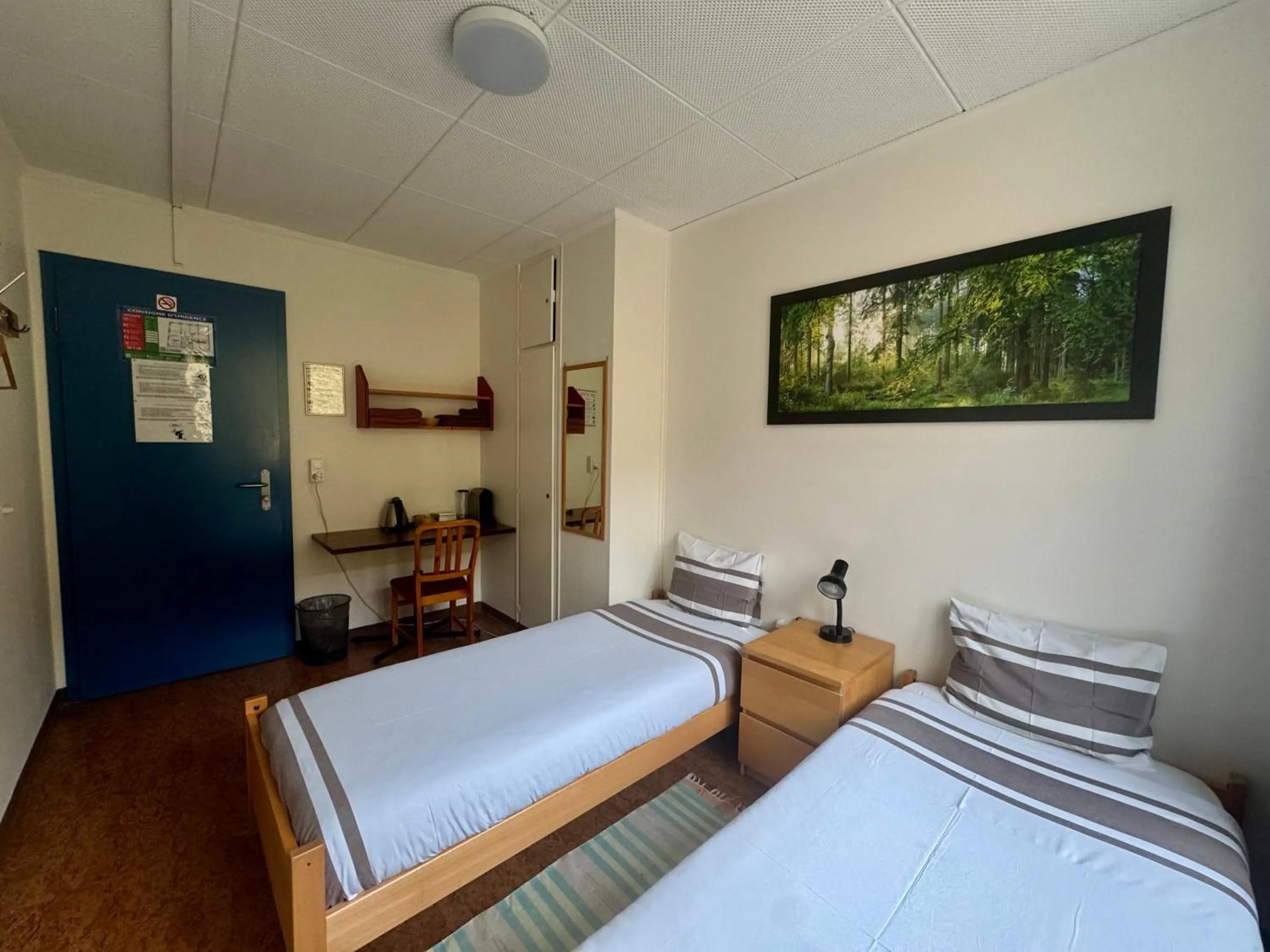 Bed in Auberge Pour Tous