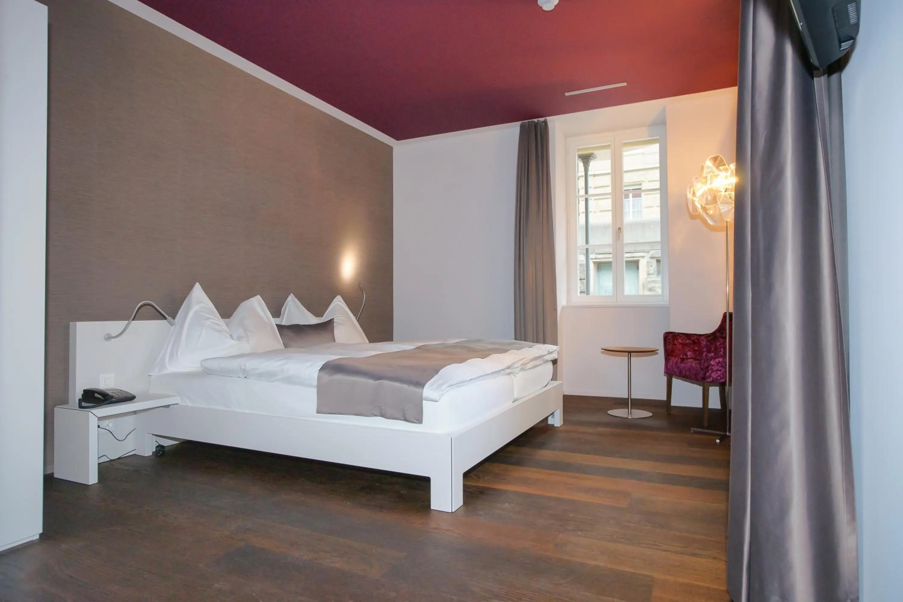 Bed in Boutique Hotel - Restaurant Orchidee