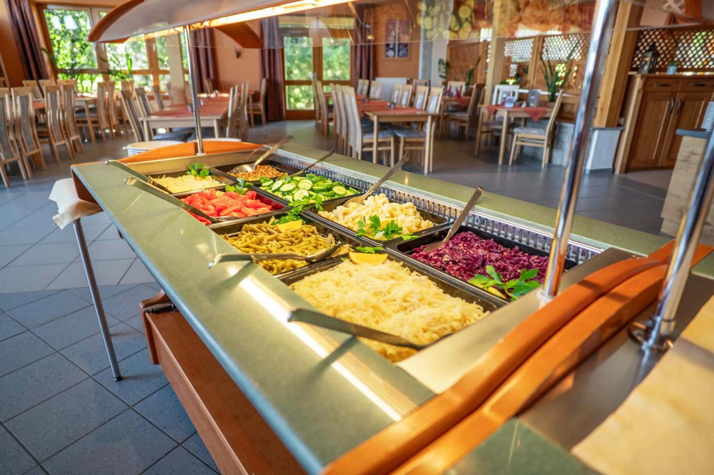 Restaurant/places to eat in Landhotel Tannenhof