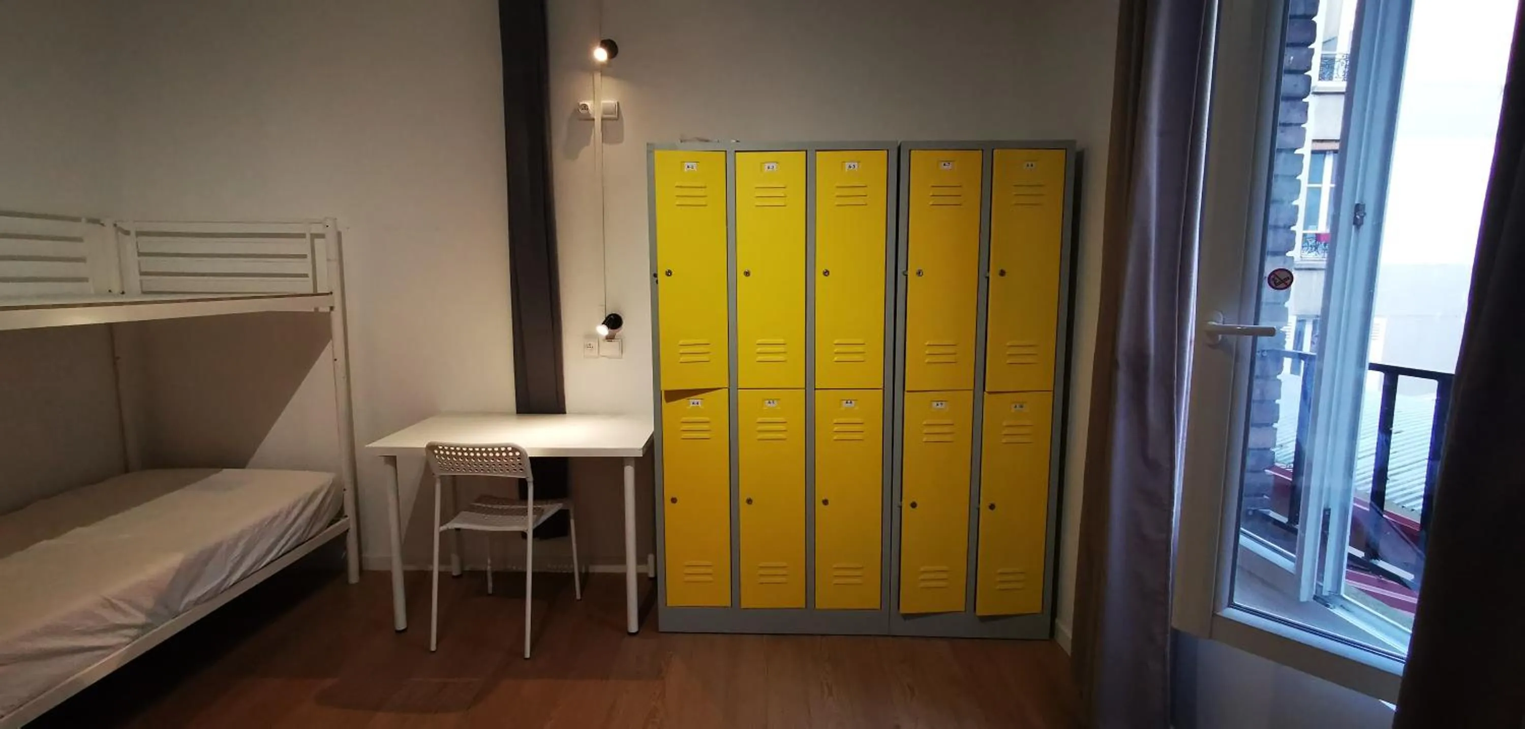 bunk bed, Bed in Le Coffice Auberge de Jeunesse