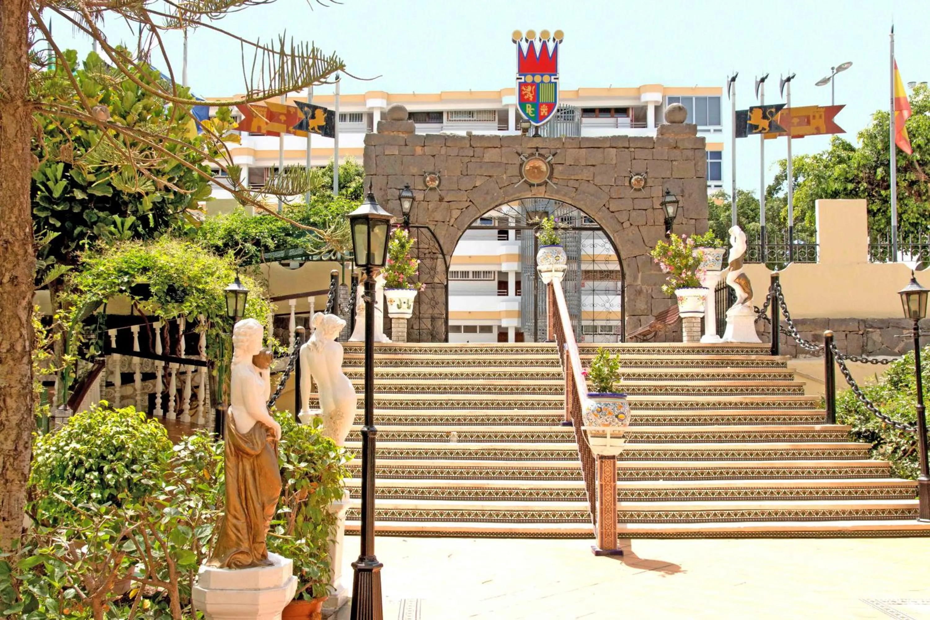 Off site in Rey Carlos