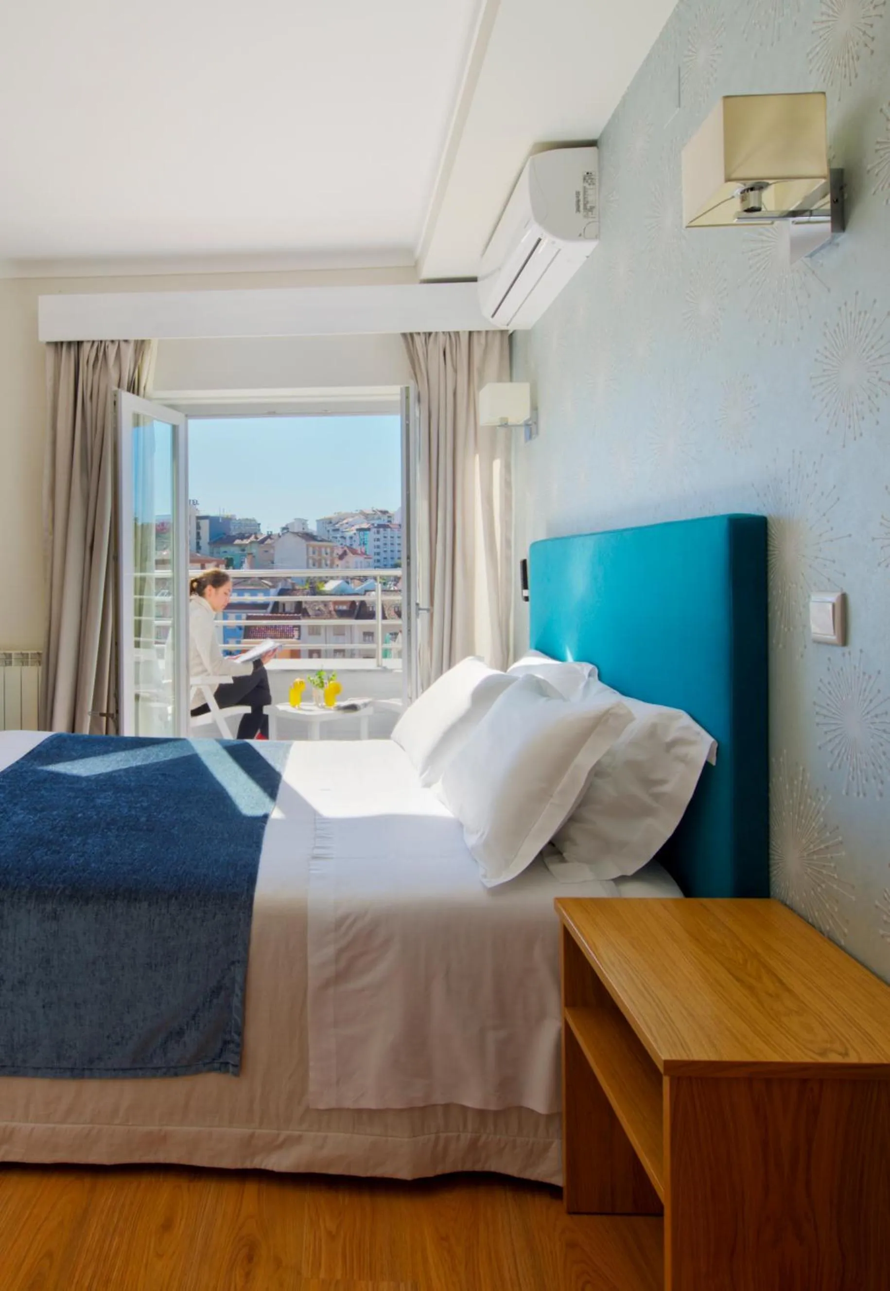 Photo of the whole room, Bed in Hotel D. Dinis