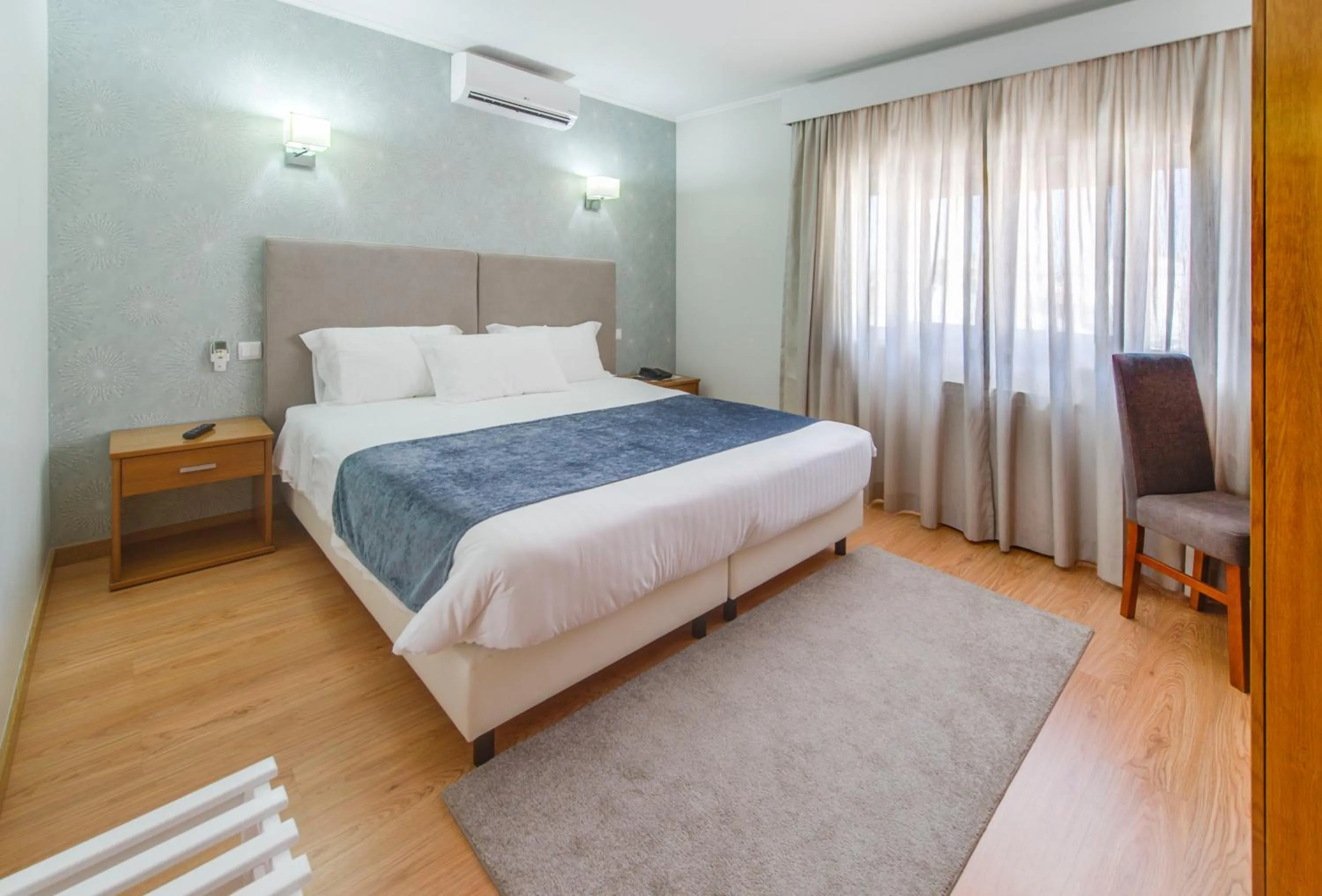 Bedroom, Bed in Hotel D. Dinis