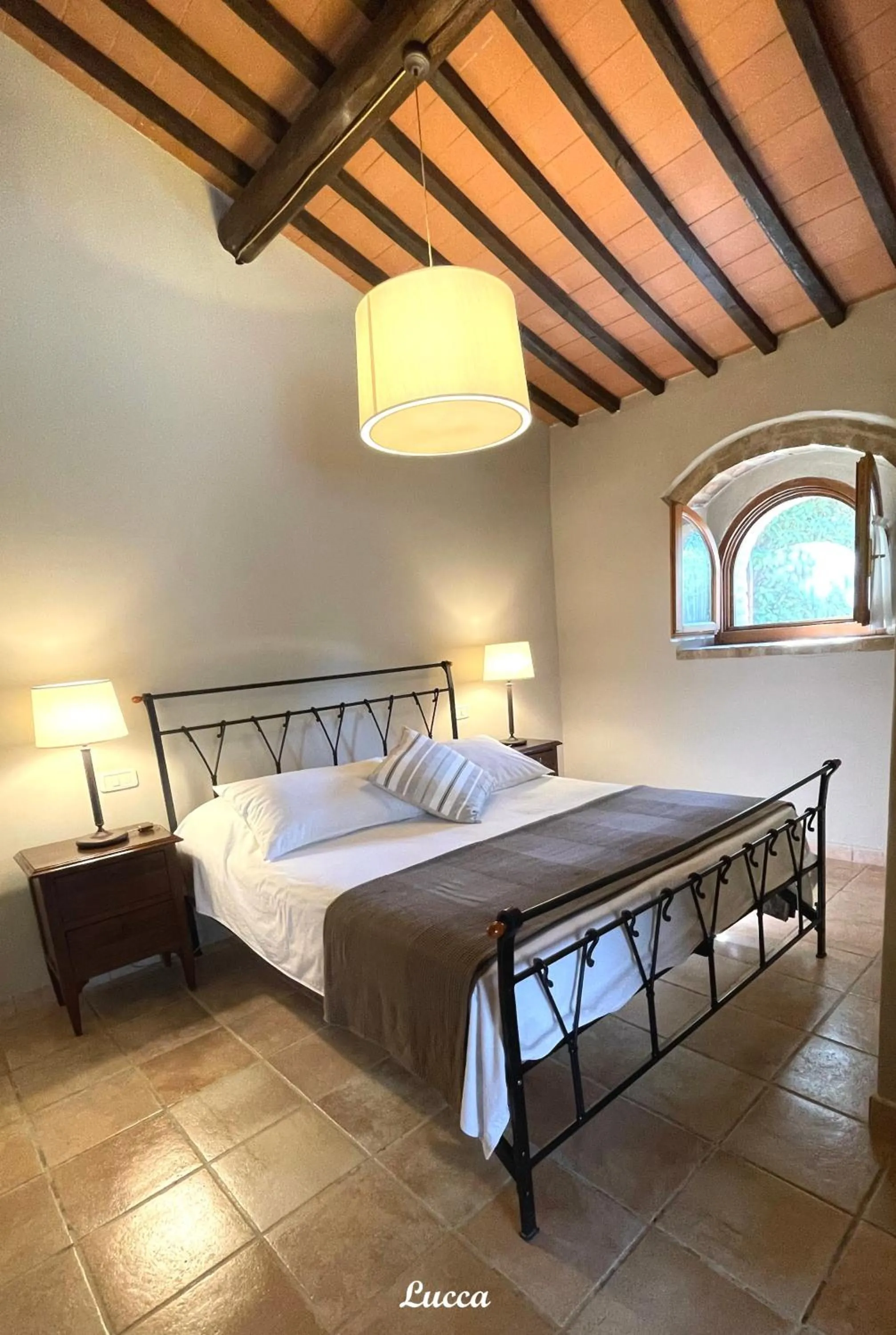 Bed in Tenuta Fattoria Vecchia