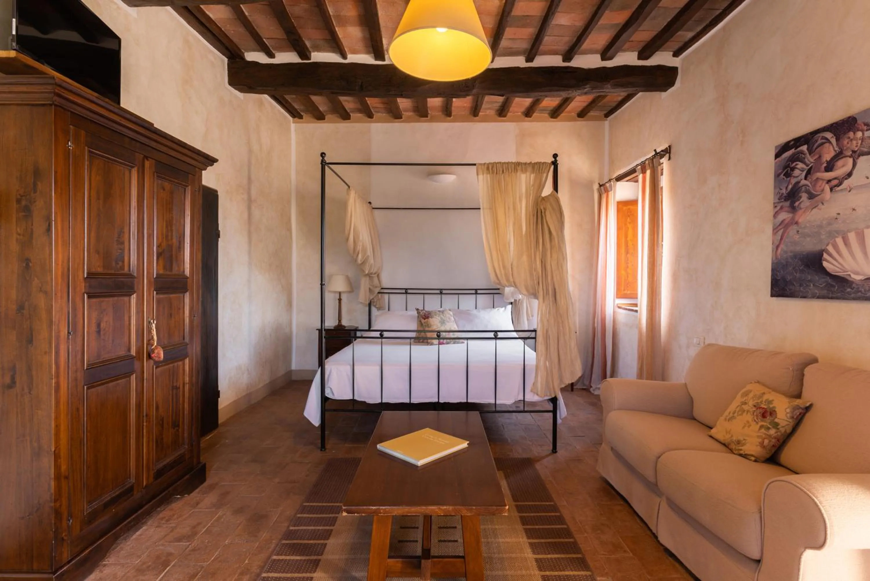 Bed in Tenuta Fattoria Vecchia