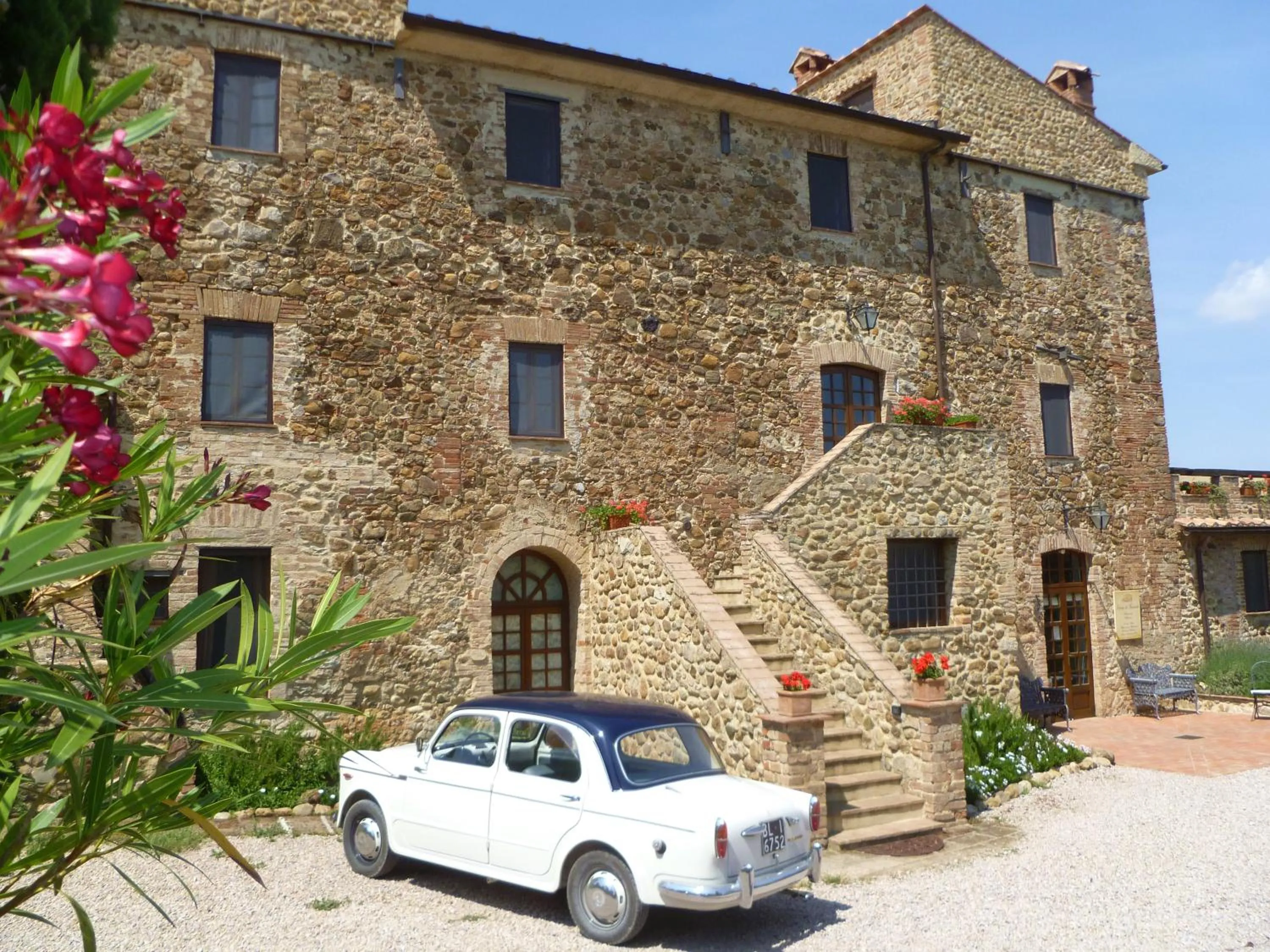 Property building in Tenuta Fattoria Vecchia