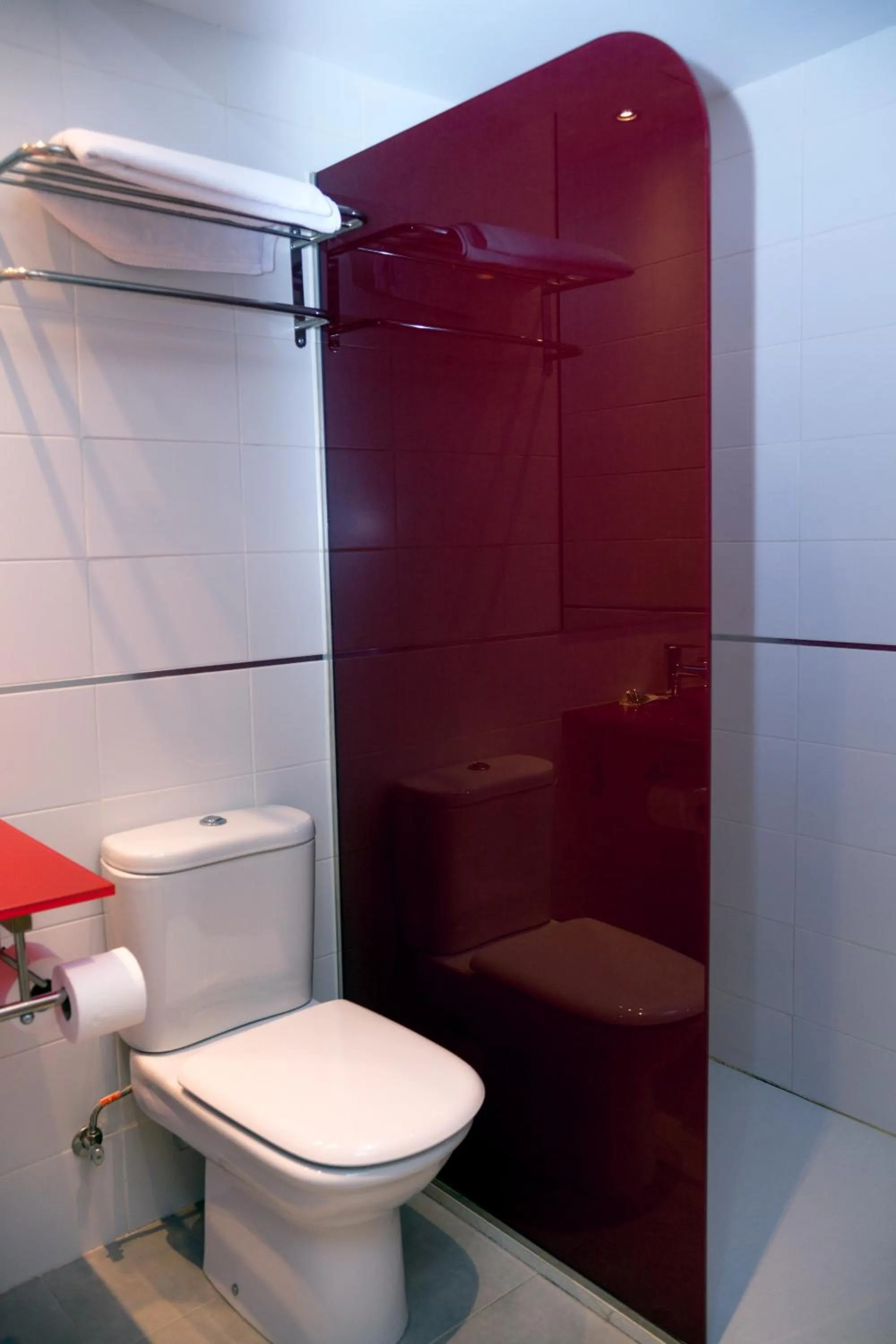 Toilet in Hotel Jatorrena