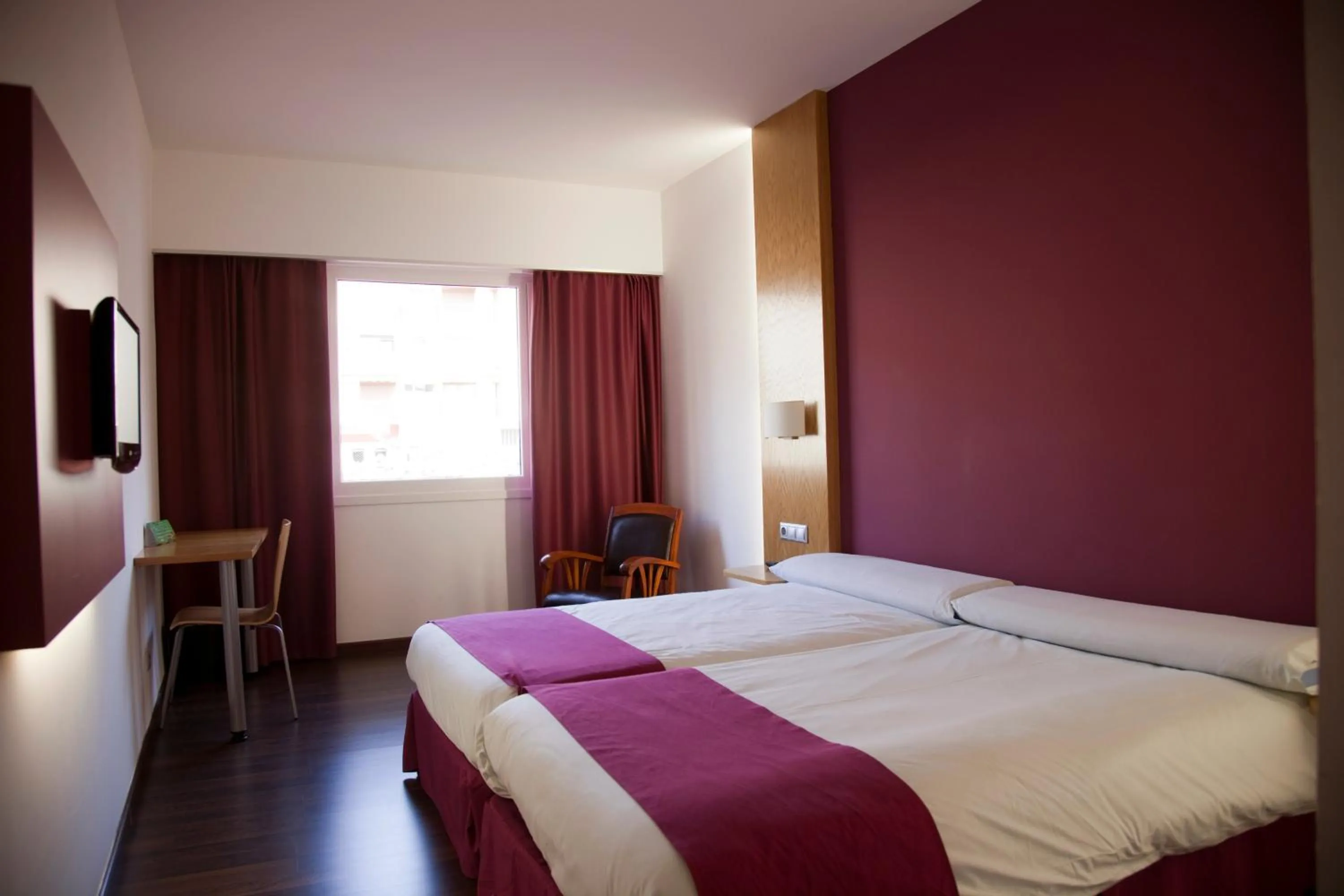 Day, Bed in Hotel Jatorrena