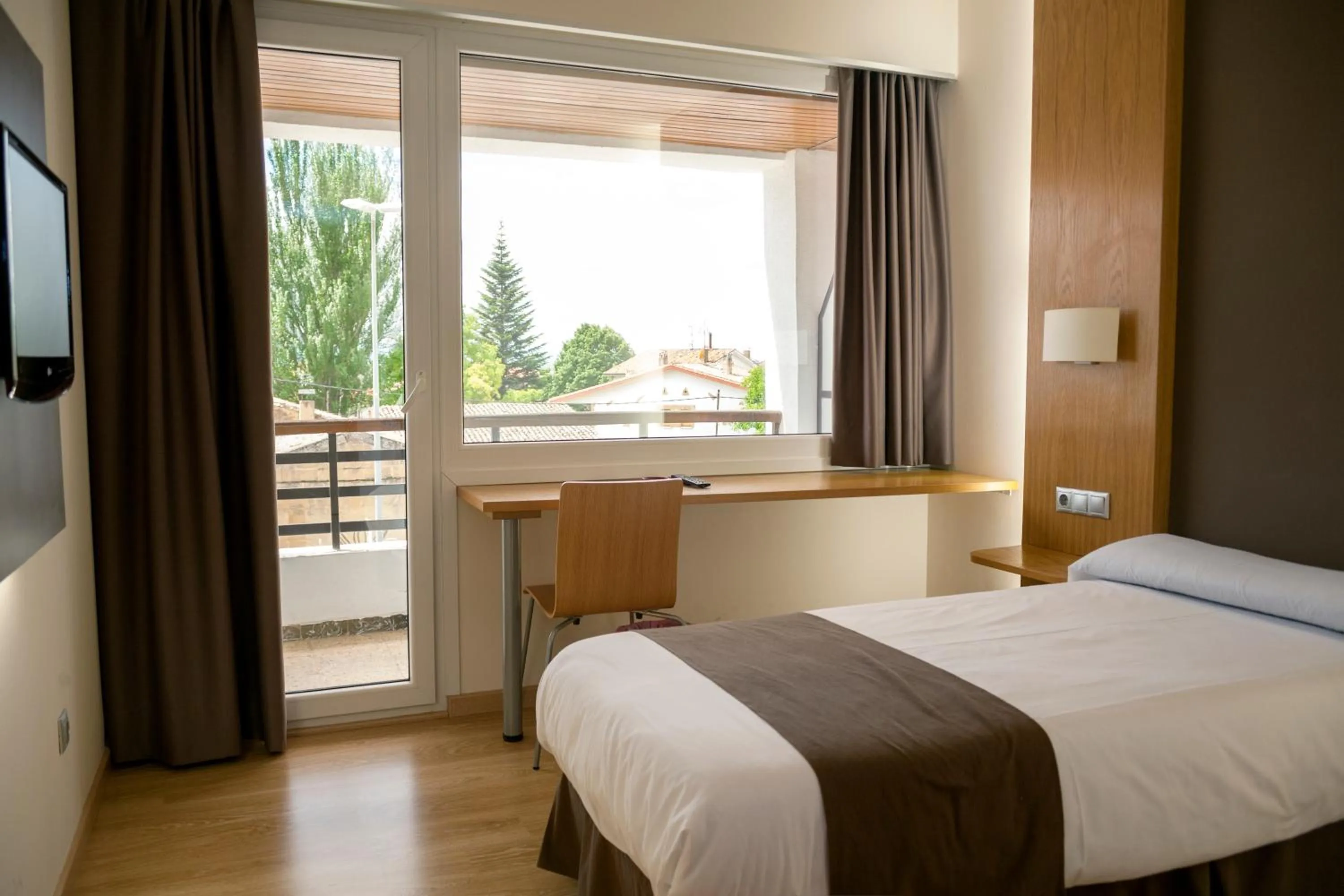 Day, Bed in Hotel Jatorrena