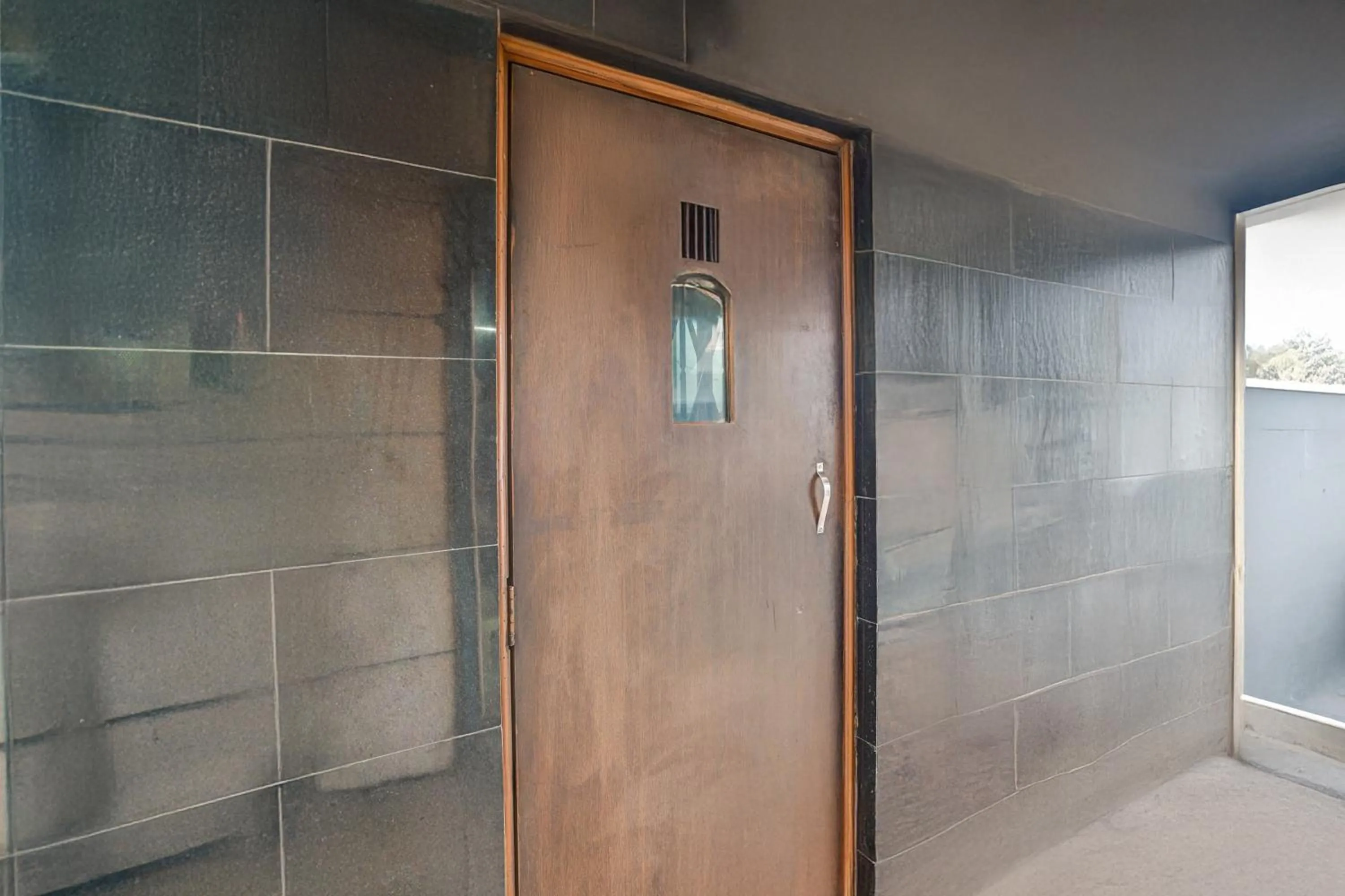 Facade/entrance in Super Hotel O Jamalpur Ahmedabad Formerly Hotel Peace