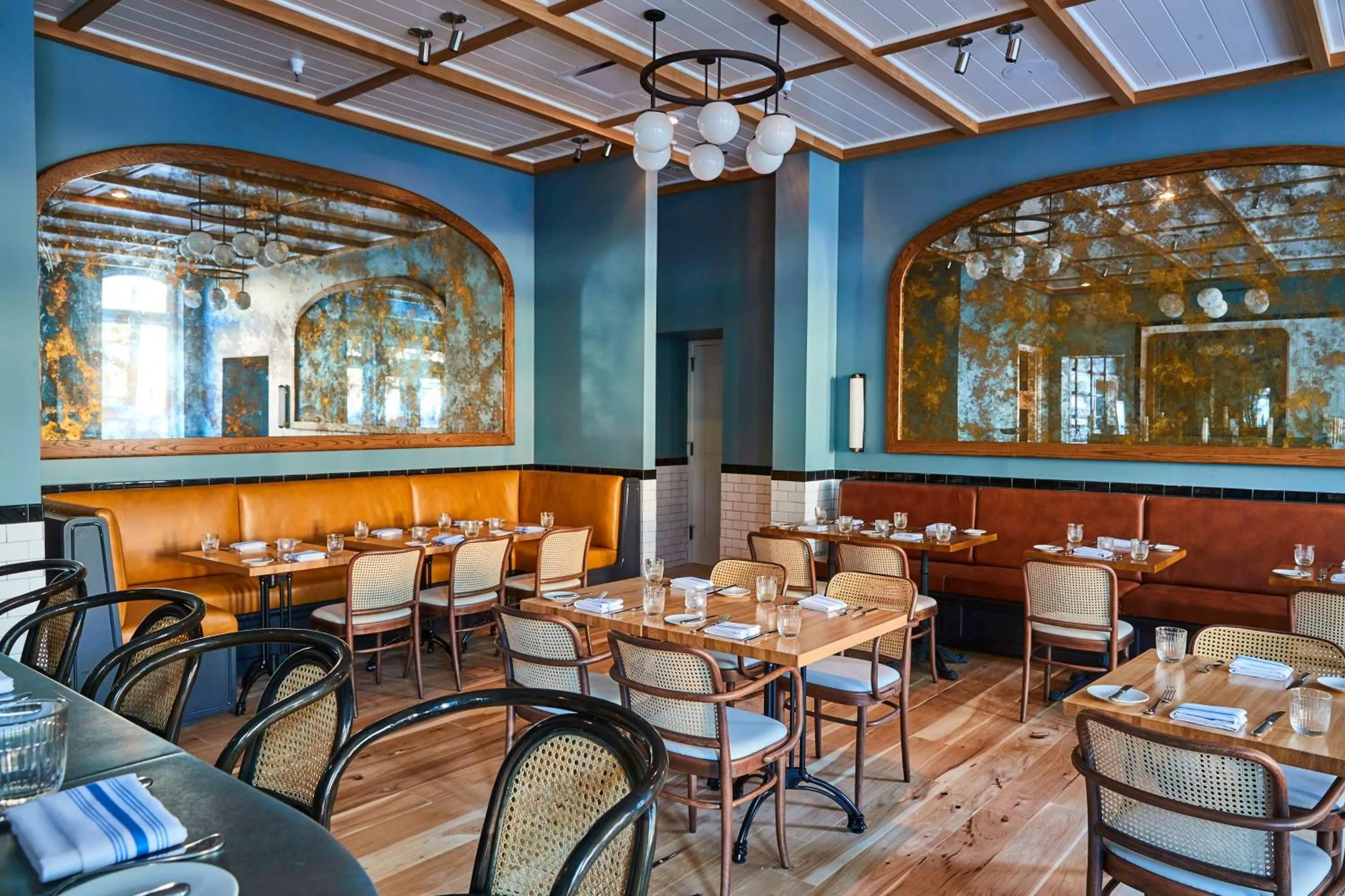 Restaurant/places to eat in The Drayton Hotel Savannah, Curio Collection by Hilton
