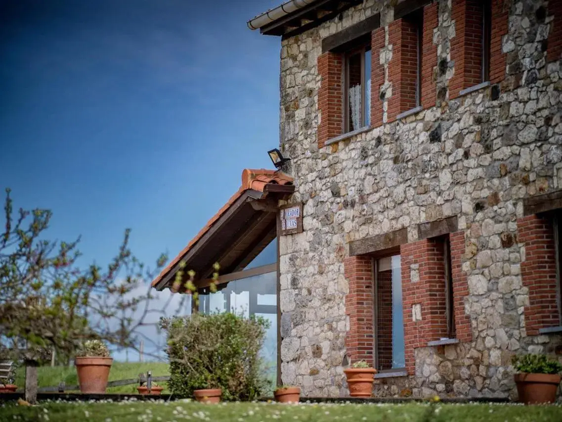 Property building in El Mirador de Rivas Property building in El Mirador de Rivas