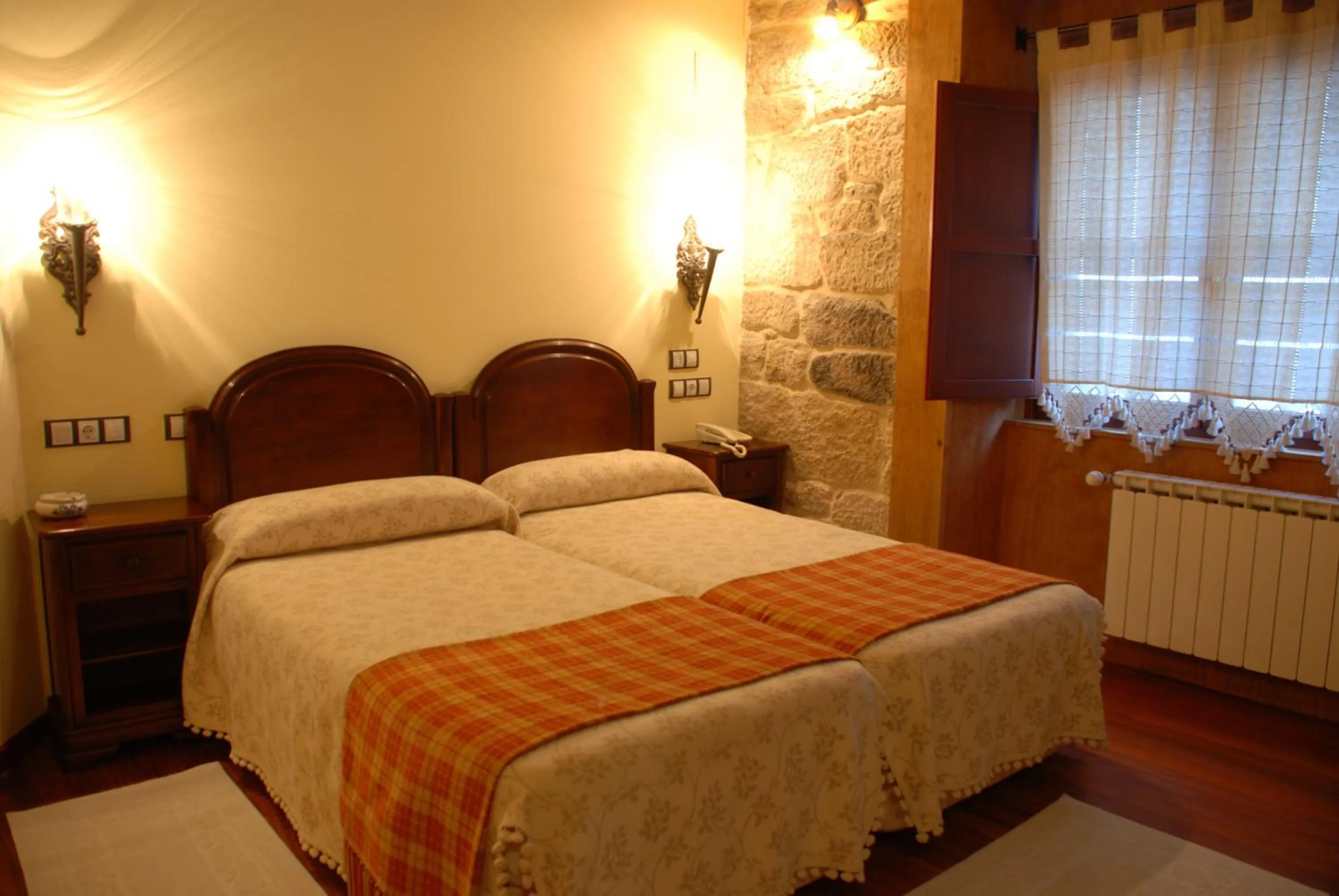 Photo of the whole room, Bed in Hotel O Portelo Rural