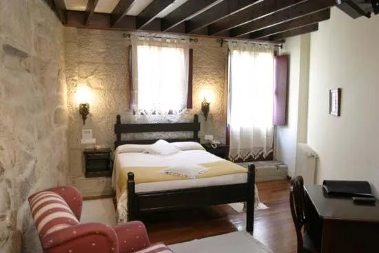 Photo of the whole room, Bed in Hotel O Portelo Rural