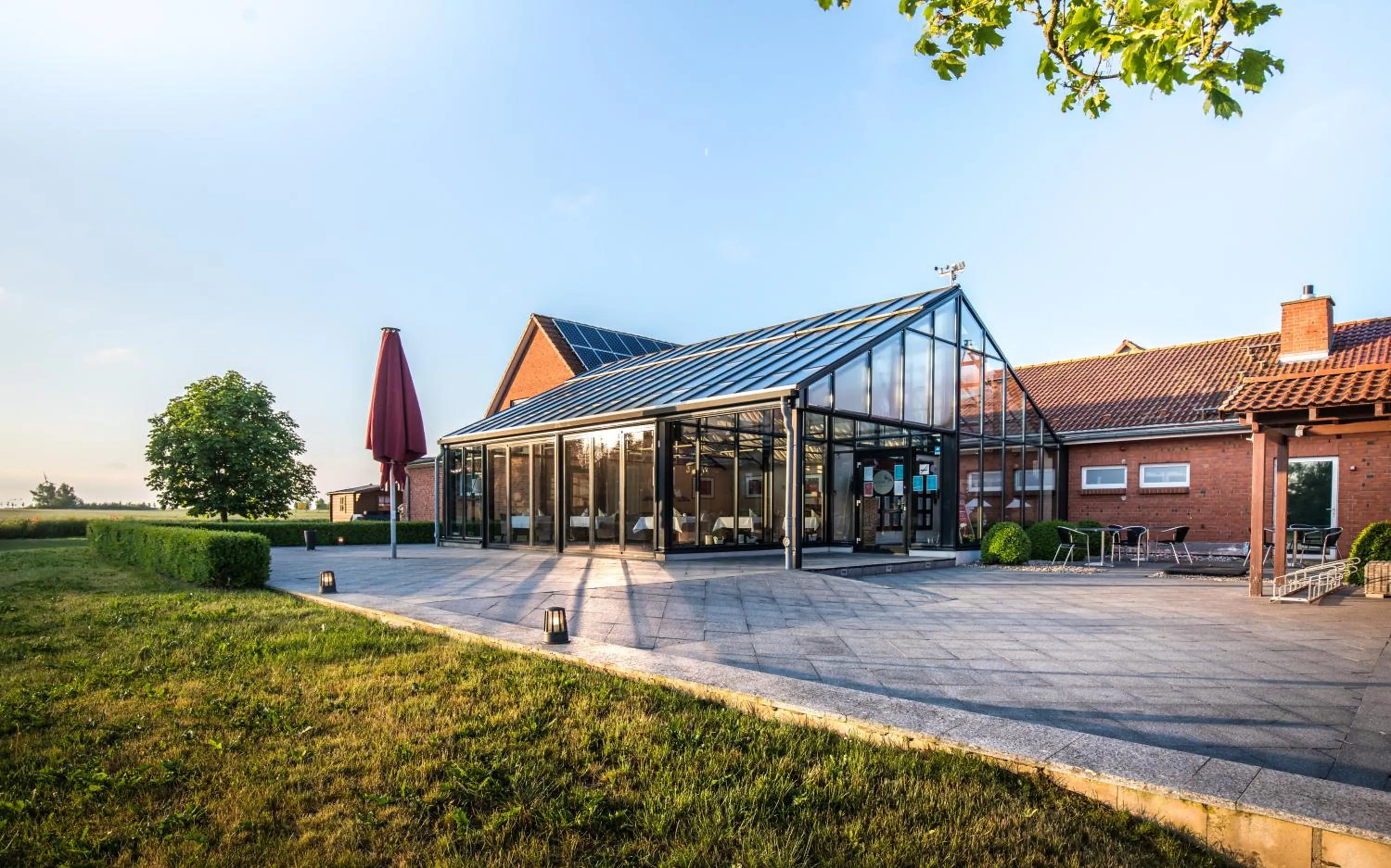 Facade/entrance in Acedo Land- und Sporthotel Levenhagen Greifswald